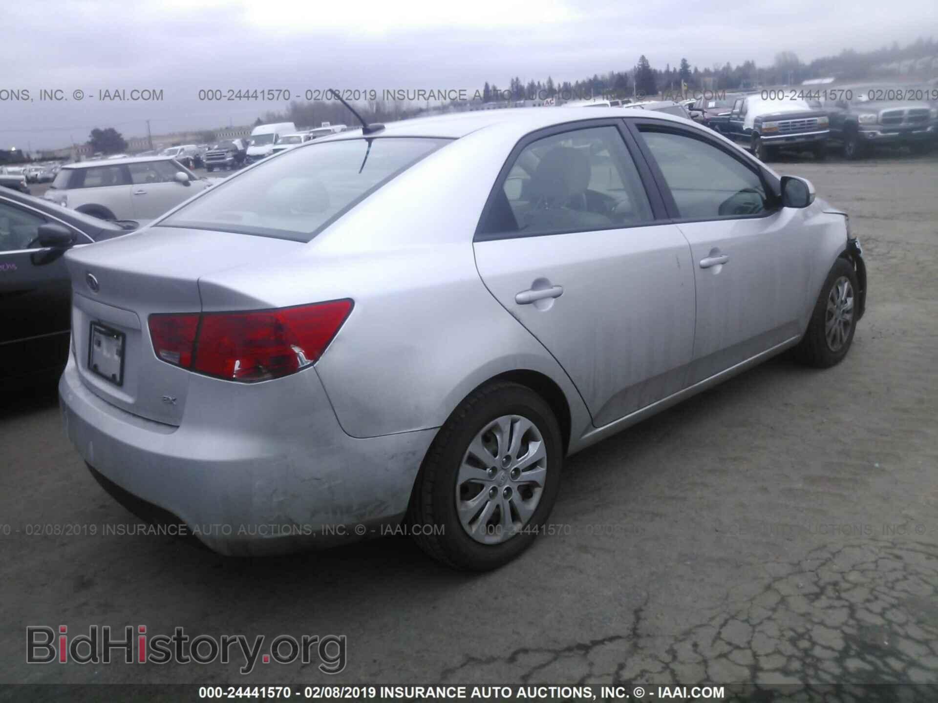 2011 KIA FORTE - VIN: KNAFU4A26B5441981 - Фото 4