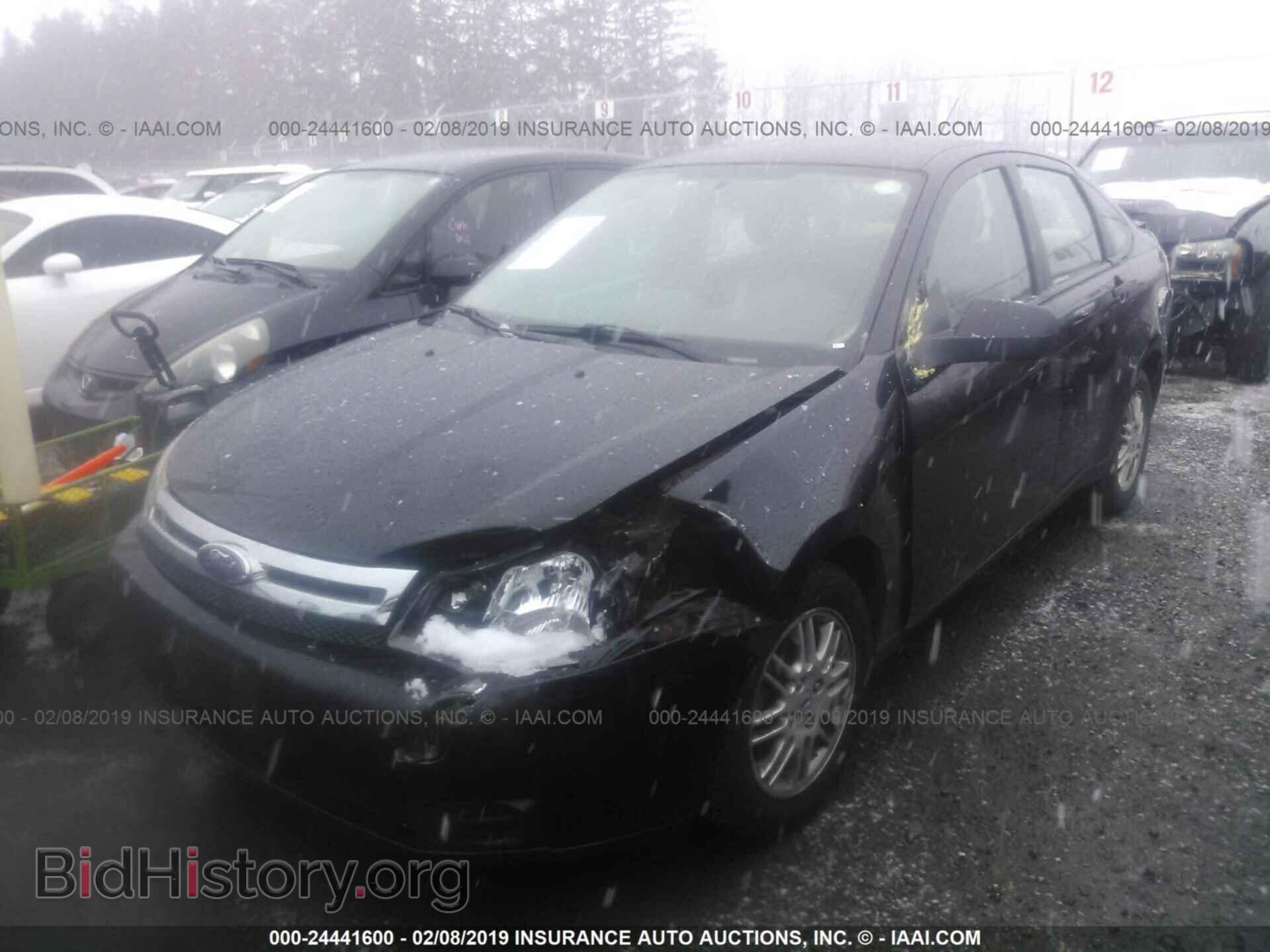 2011 FORD FOCUS - VIN: 1FAHP3FN7BW167075 - Фото 2