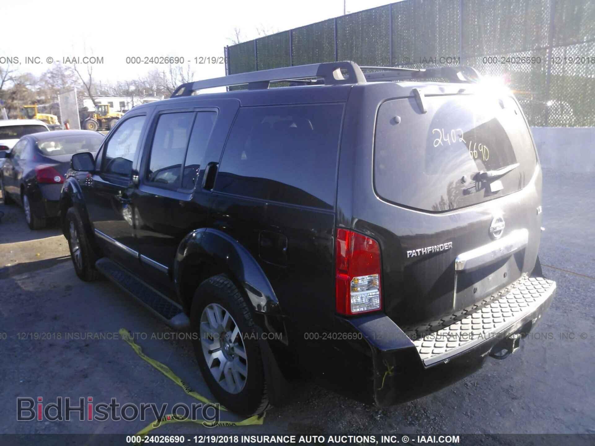 2011 NISSAN PATHFINDER - VIN: 5N1AR1NB8BC611384 - Фото 3