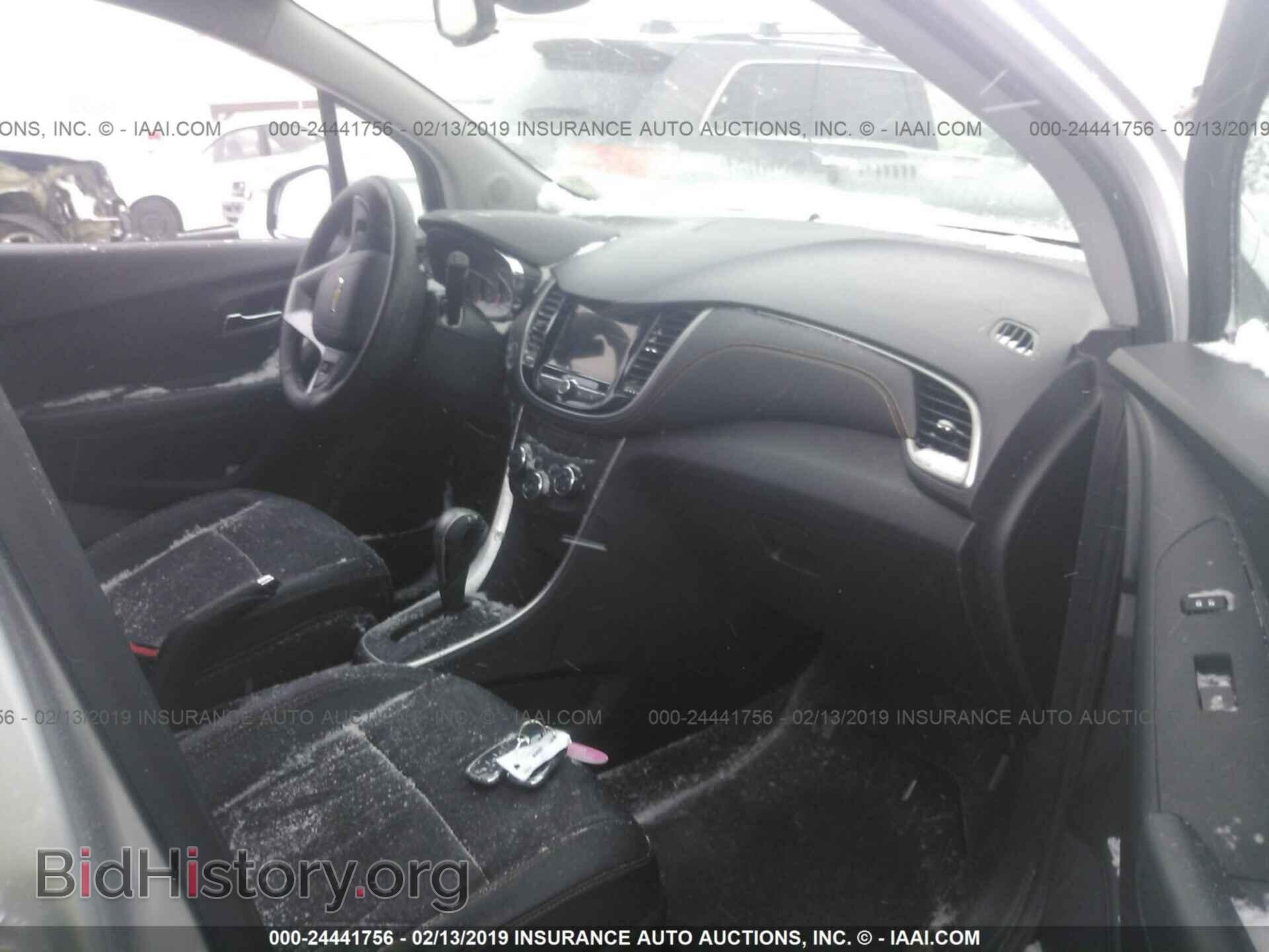 2018 CHEVROLET TRAX - VIN: KL7CJPSB3JB702446 - Фото 5