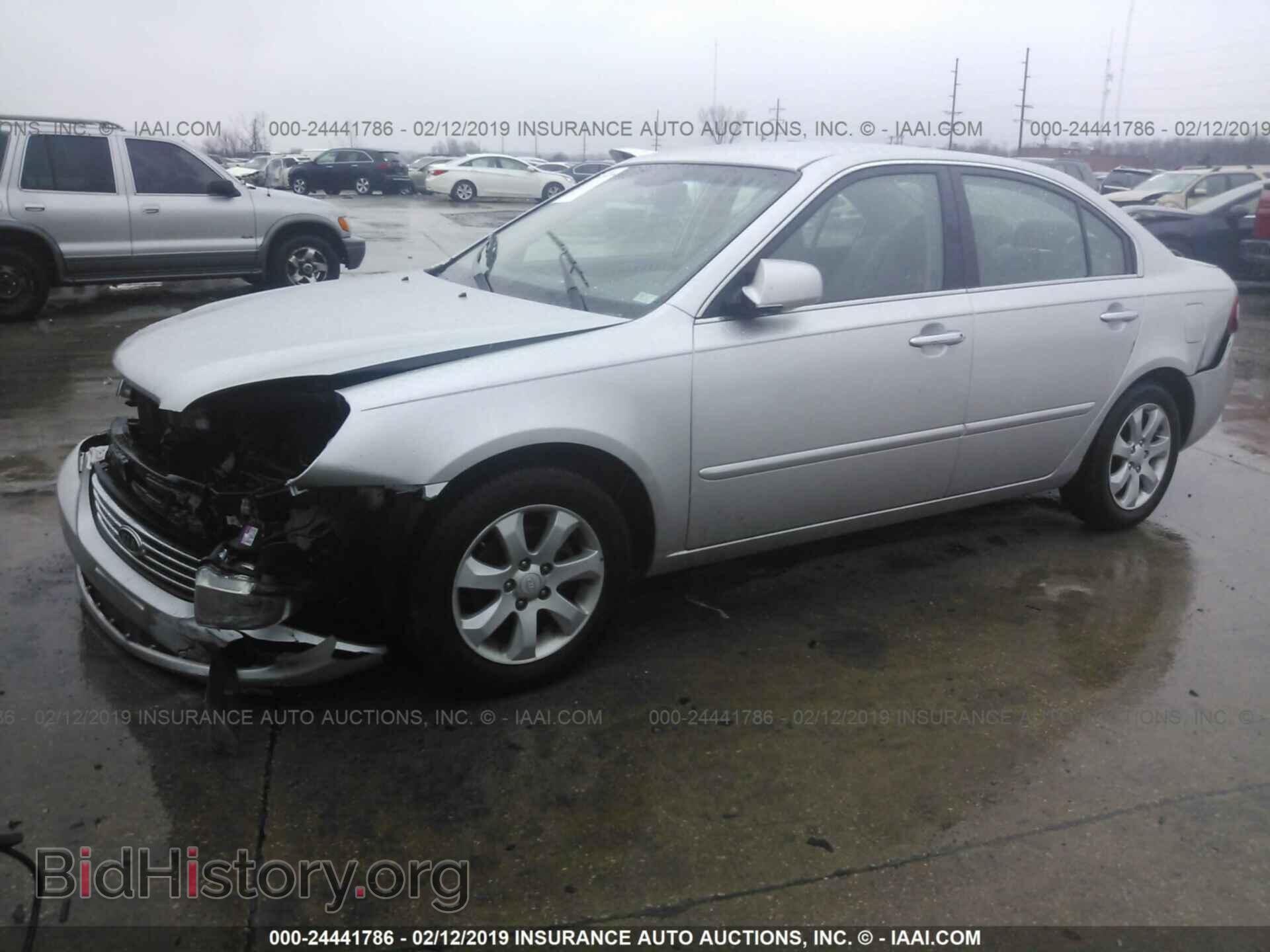 2008 KIA OPTIMA - VIN: KNAGE123585251041 - Фото 2