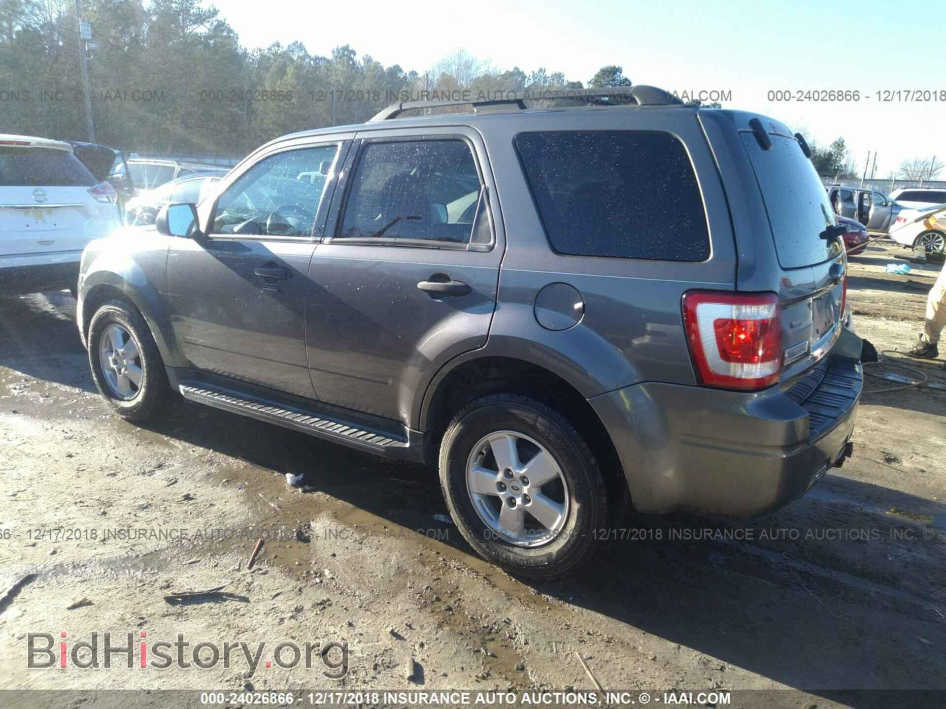 2009 FORD ESCAPE - VIN: 1FMCU03GX9KA15094 - Фото 3