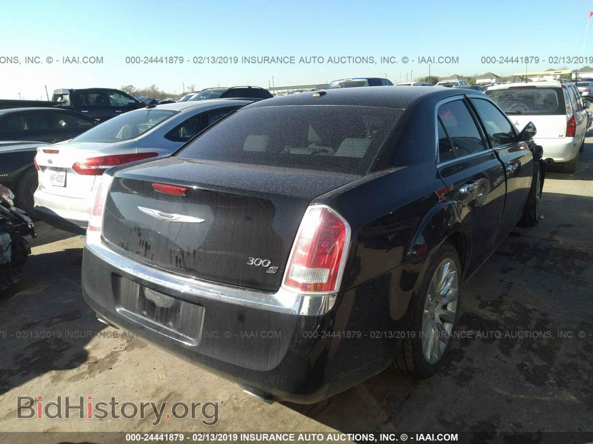 2014 CHRYSLER 300 - VIN: 2C3CCAAG1EH327679 - Фото 4