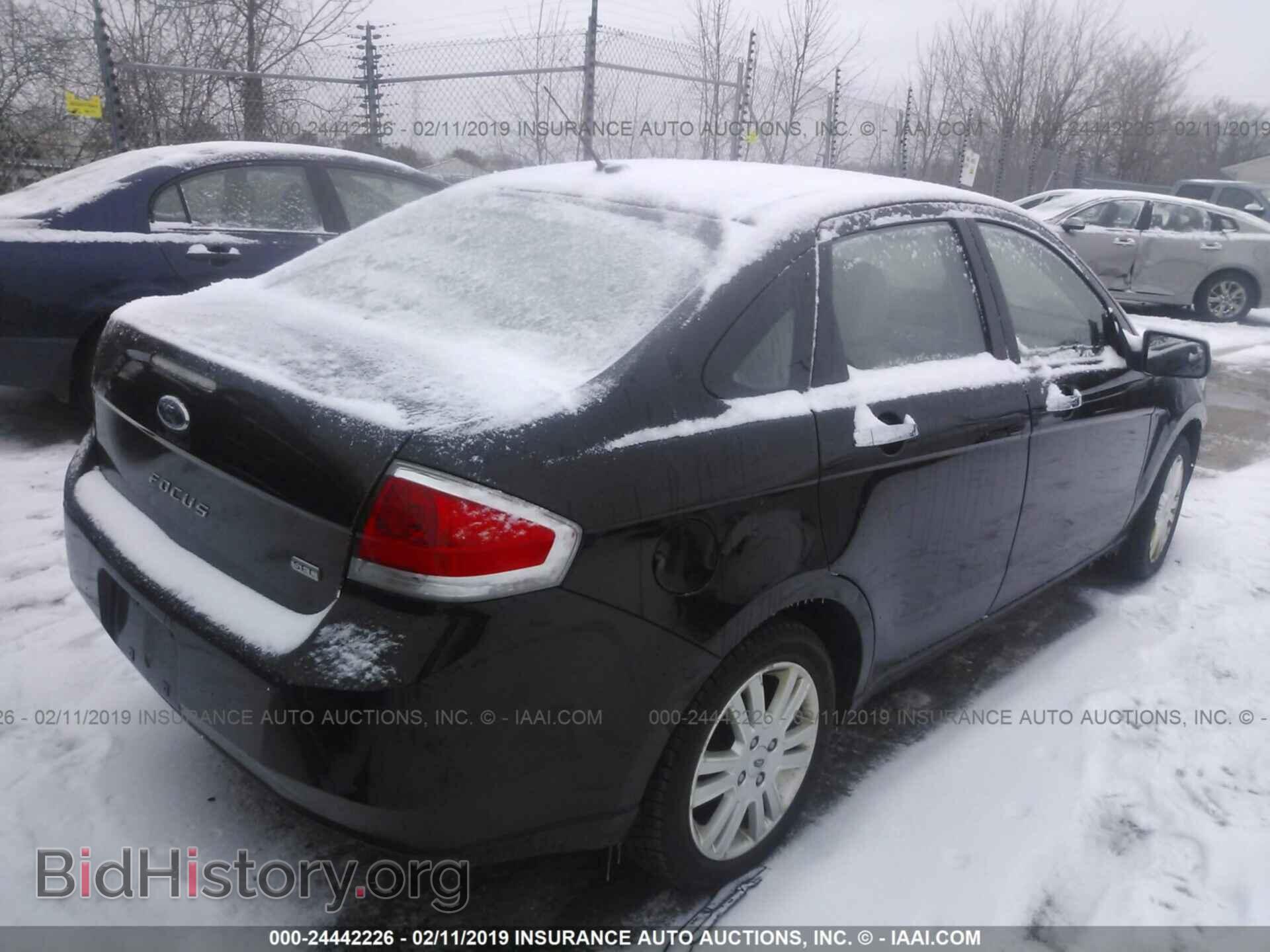 2011 FORD FOCUS - VIN: 1FAHP3HN4BW175938 - Фото 4