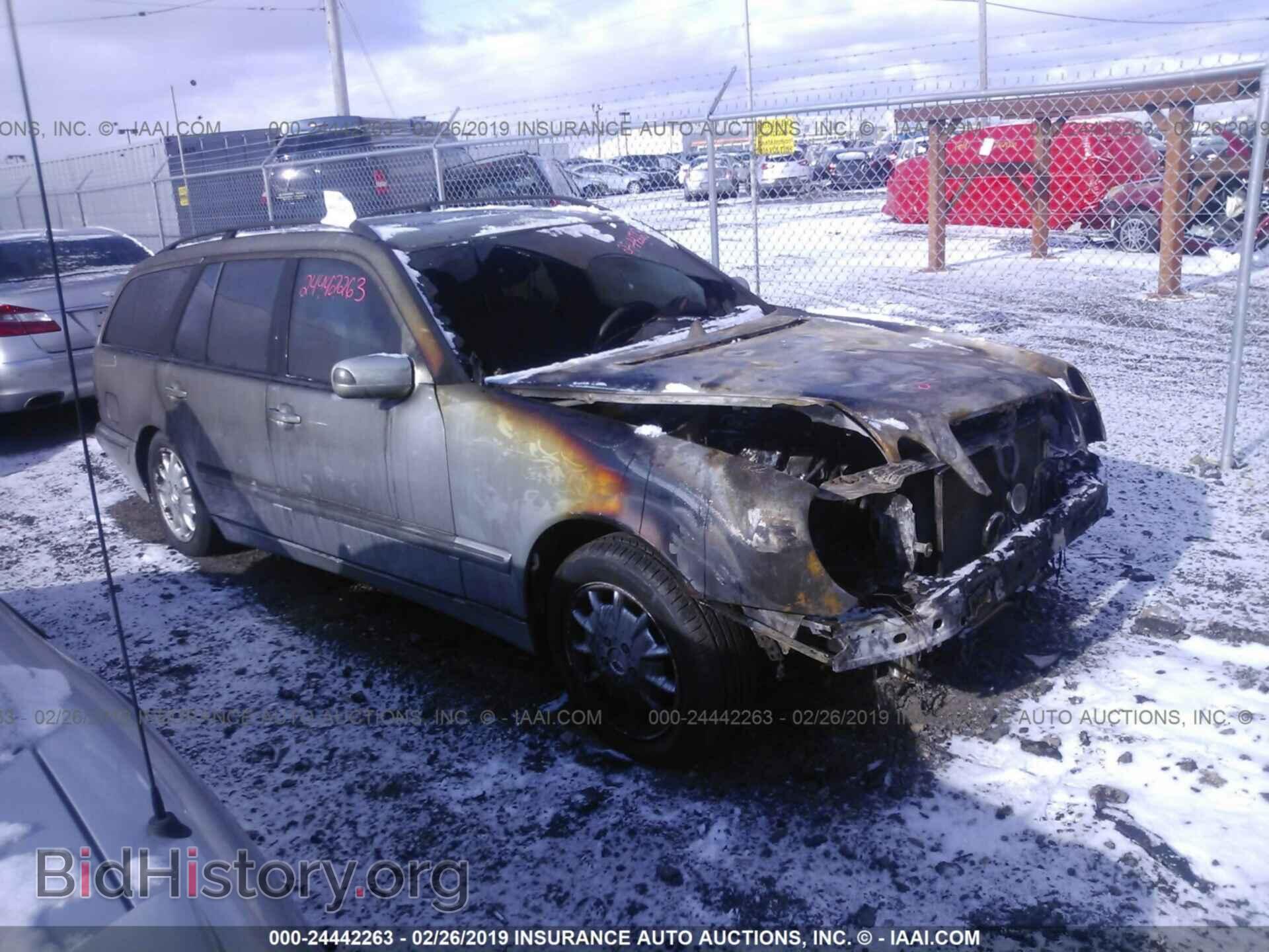 Photo WDBJH82J3YX030516 - MERCEDES-BENZ E 2000