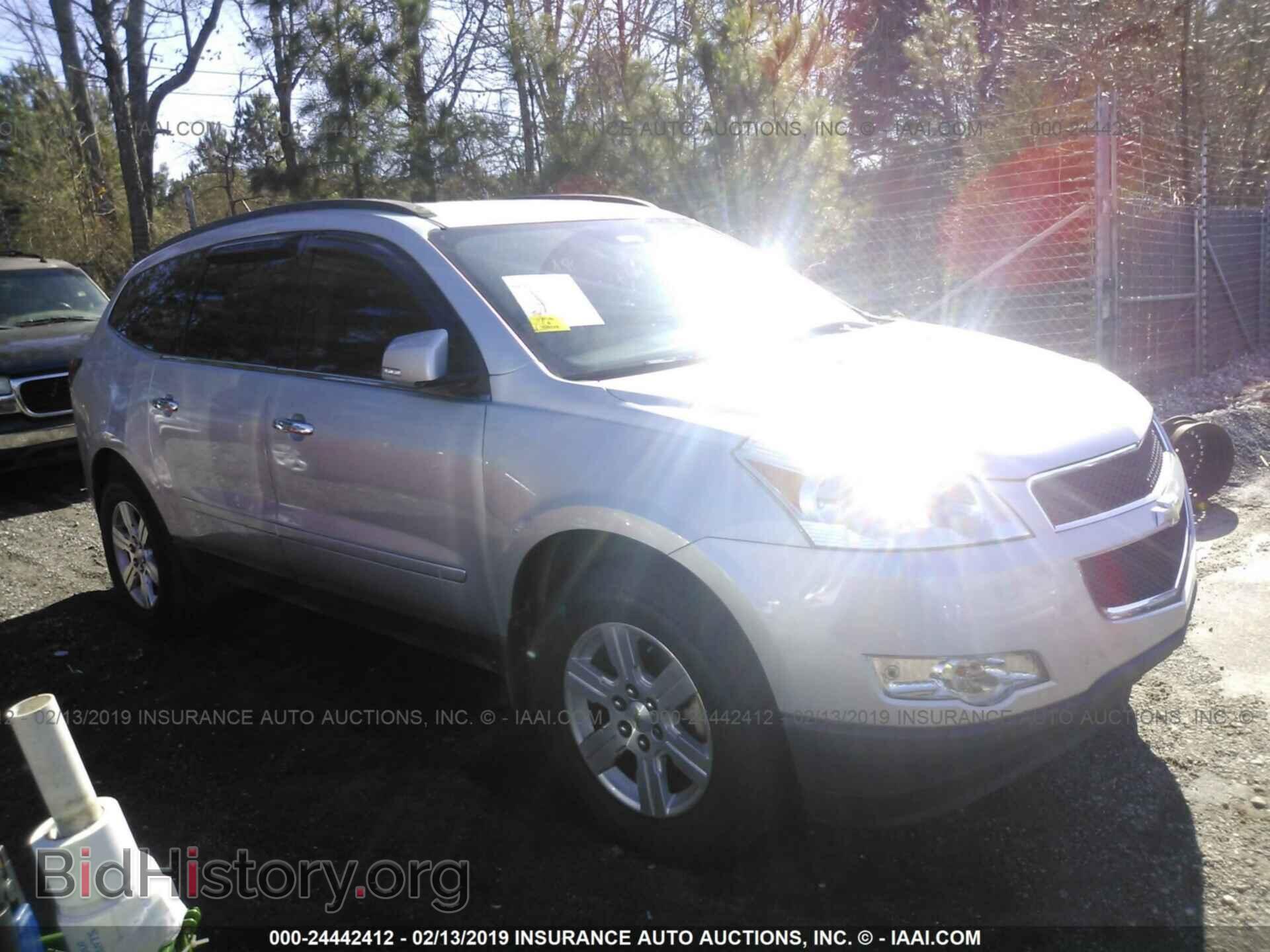 Фотография 1GNKRGED8CJ405015 - CHEVROLET TRAVERSE 2012