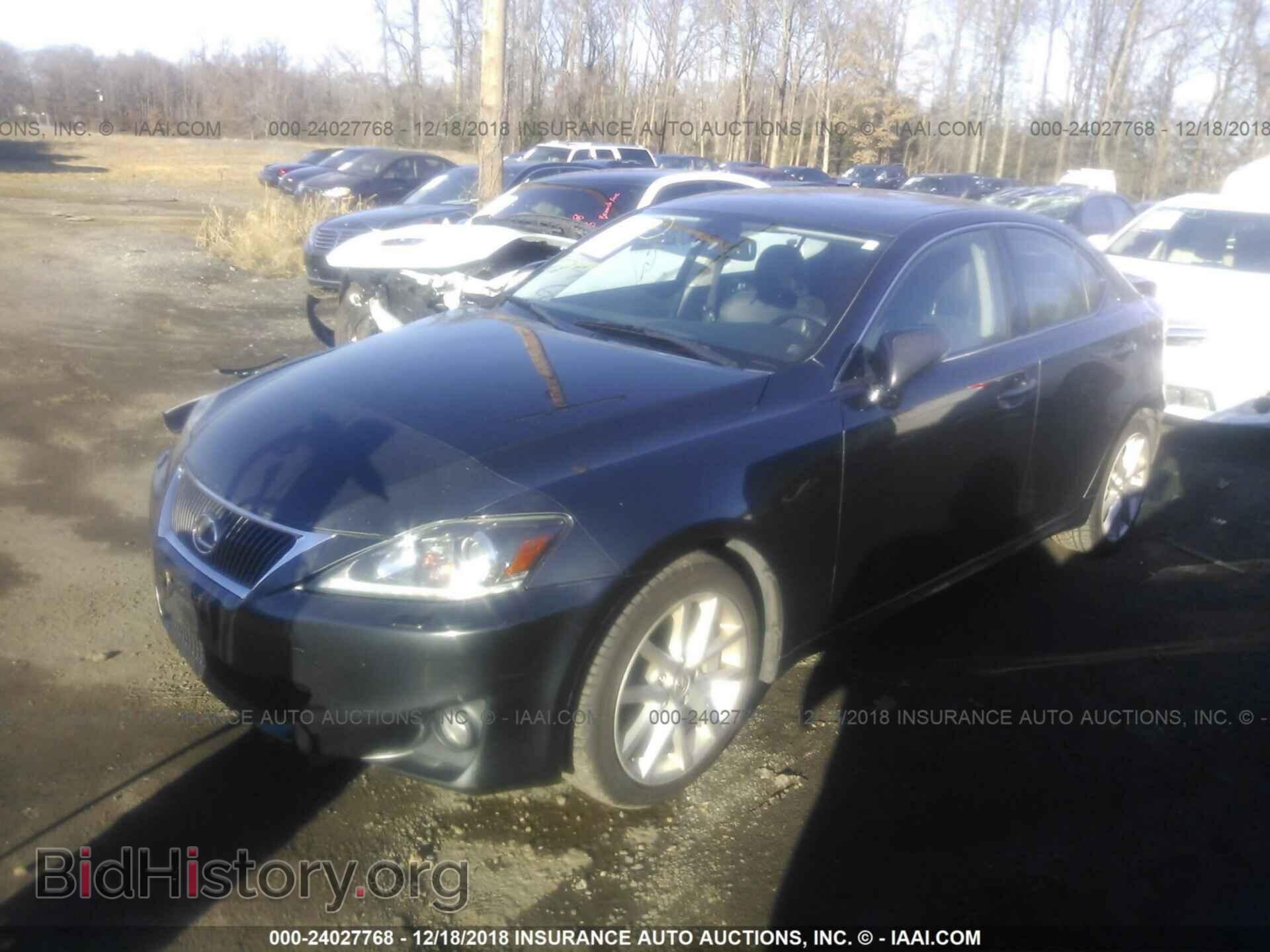 2011 LEXUS IS - VIN: JTHCE5C26B5000467 - Фото 2