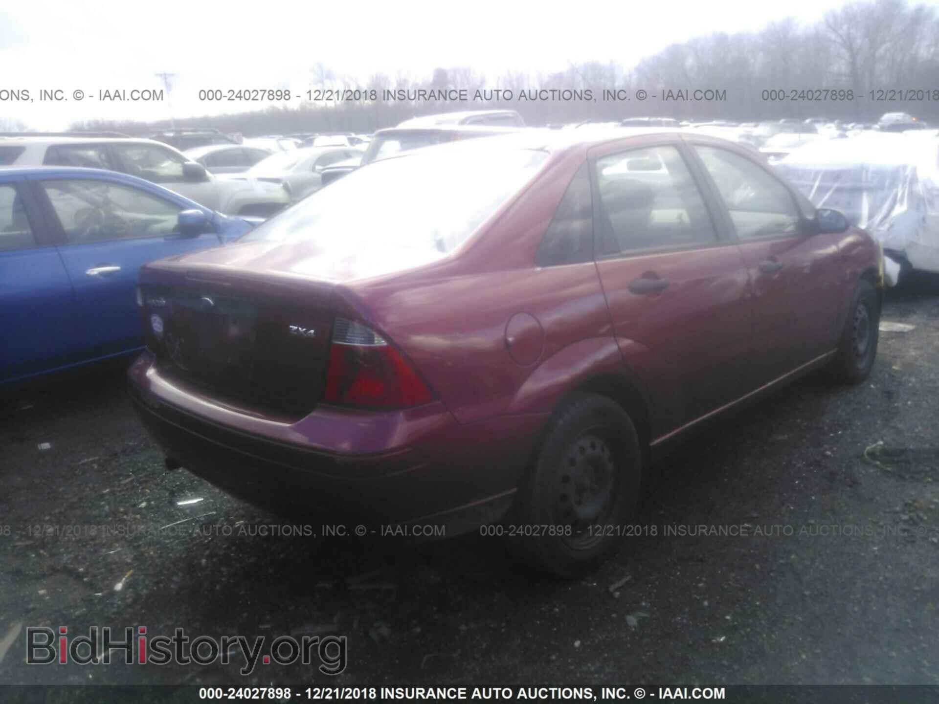 2005 FORD FOCUS - VIN: 1FAFP34N15W126262 - Фото 4