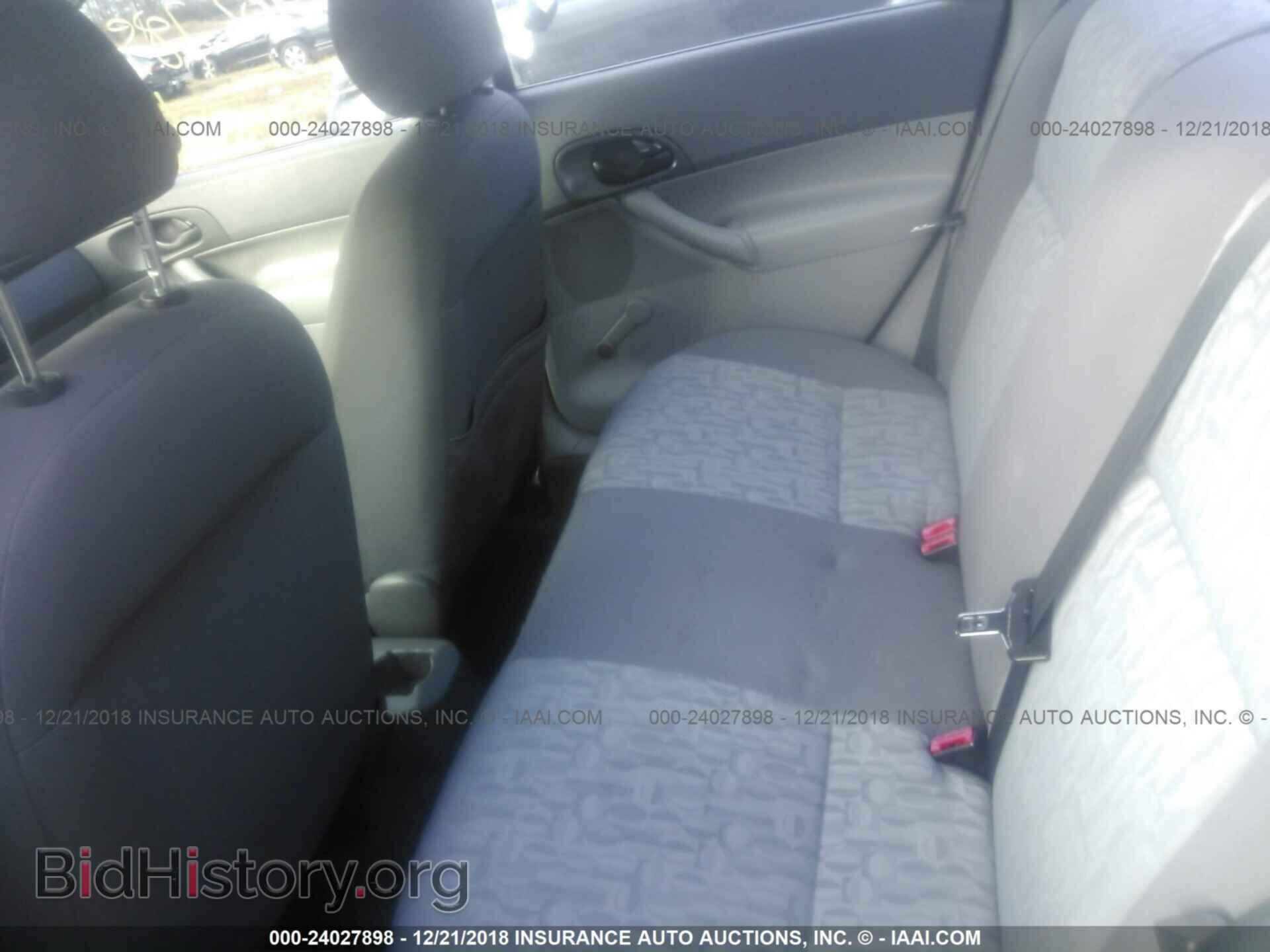 2005 FORD FOCUS - VIN: 1FAFP34N15W126262 - Фото 8