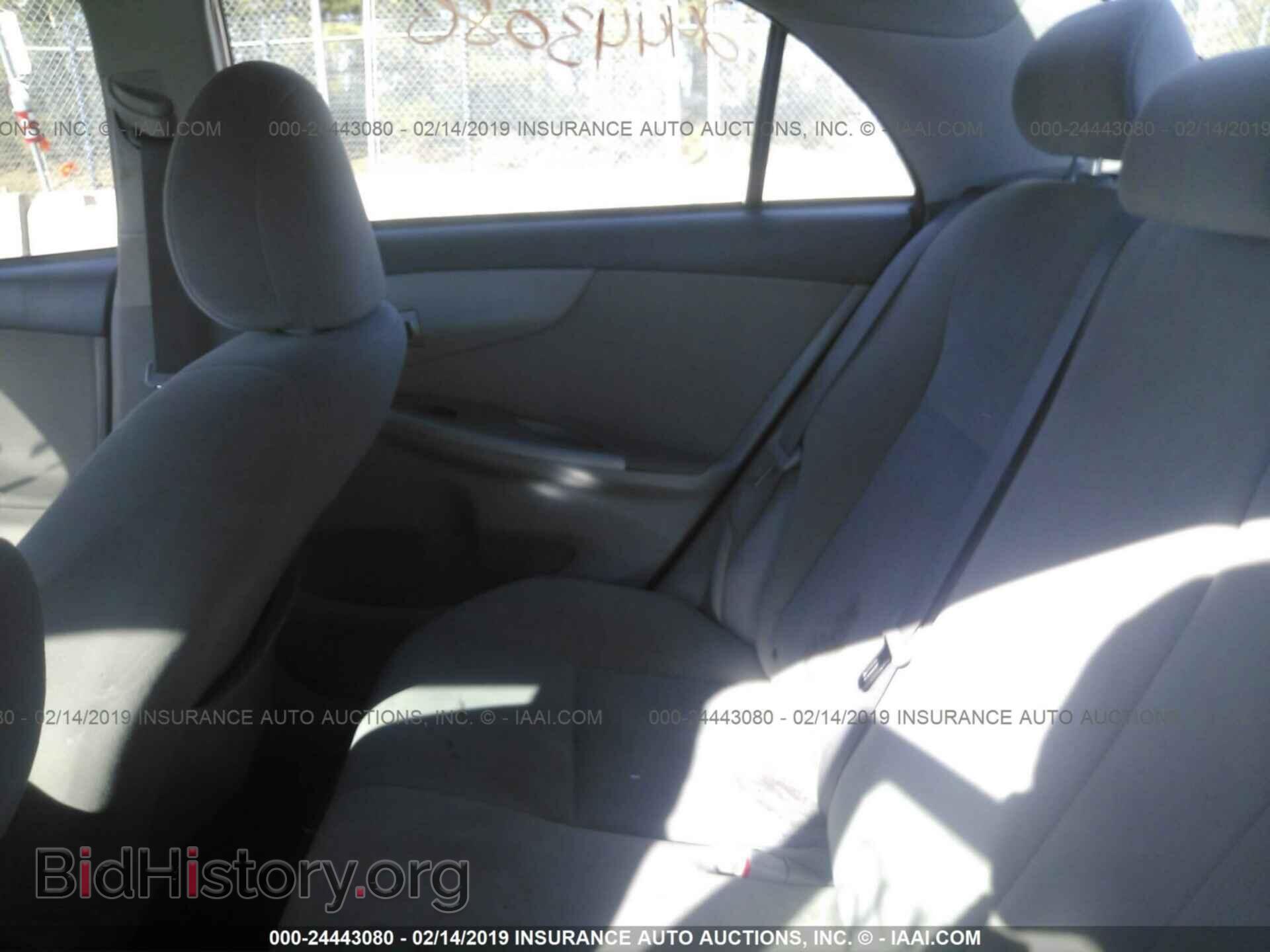 2011 TOYOTA COROLLA - VIN: 2T1BU4EE2BC570583 - Фото 8