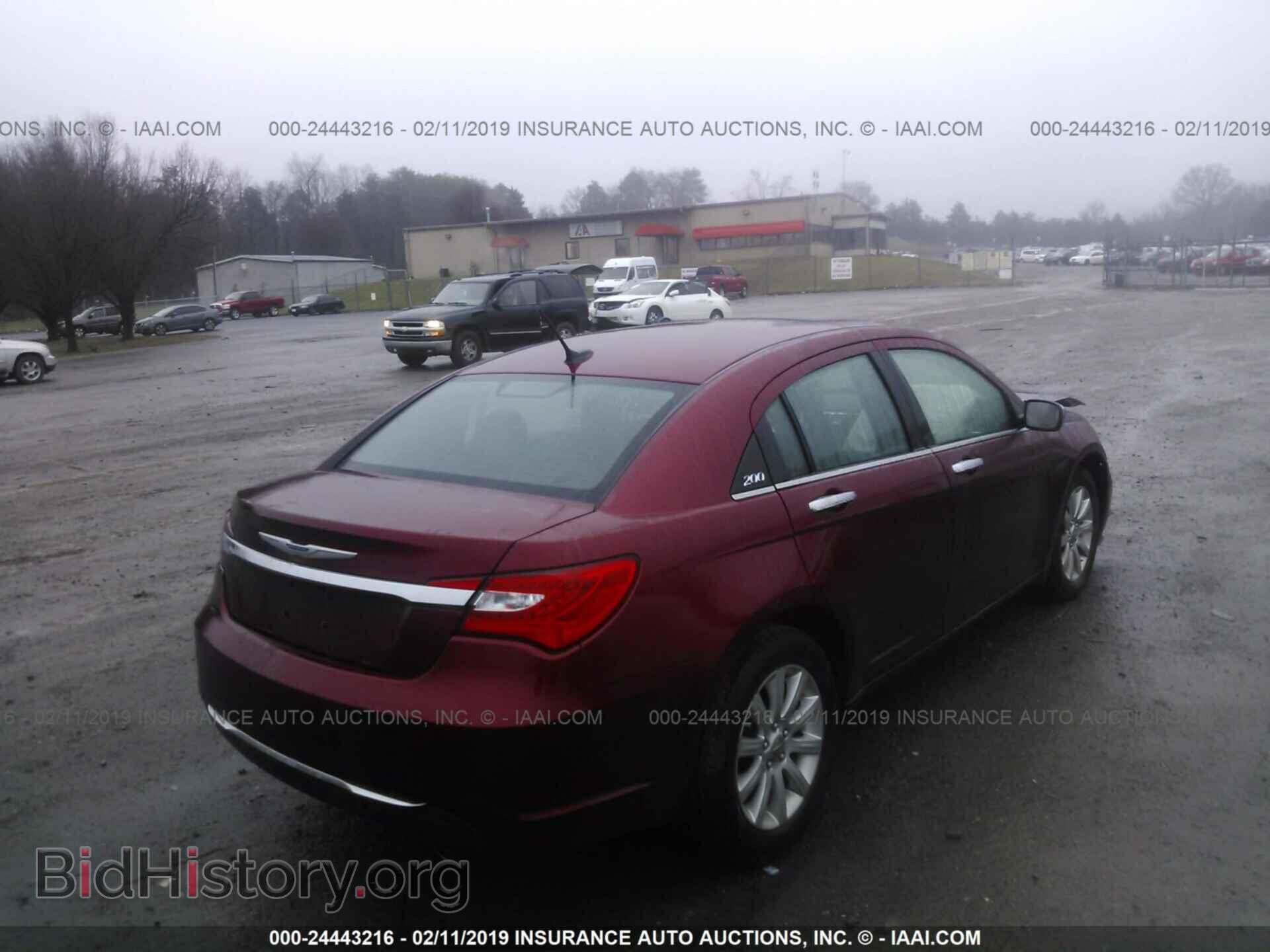 2013 CHRYSLER 200 - VIN: 1C3CCBCG1DN573768 - Photo 4