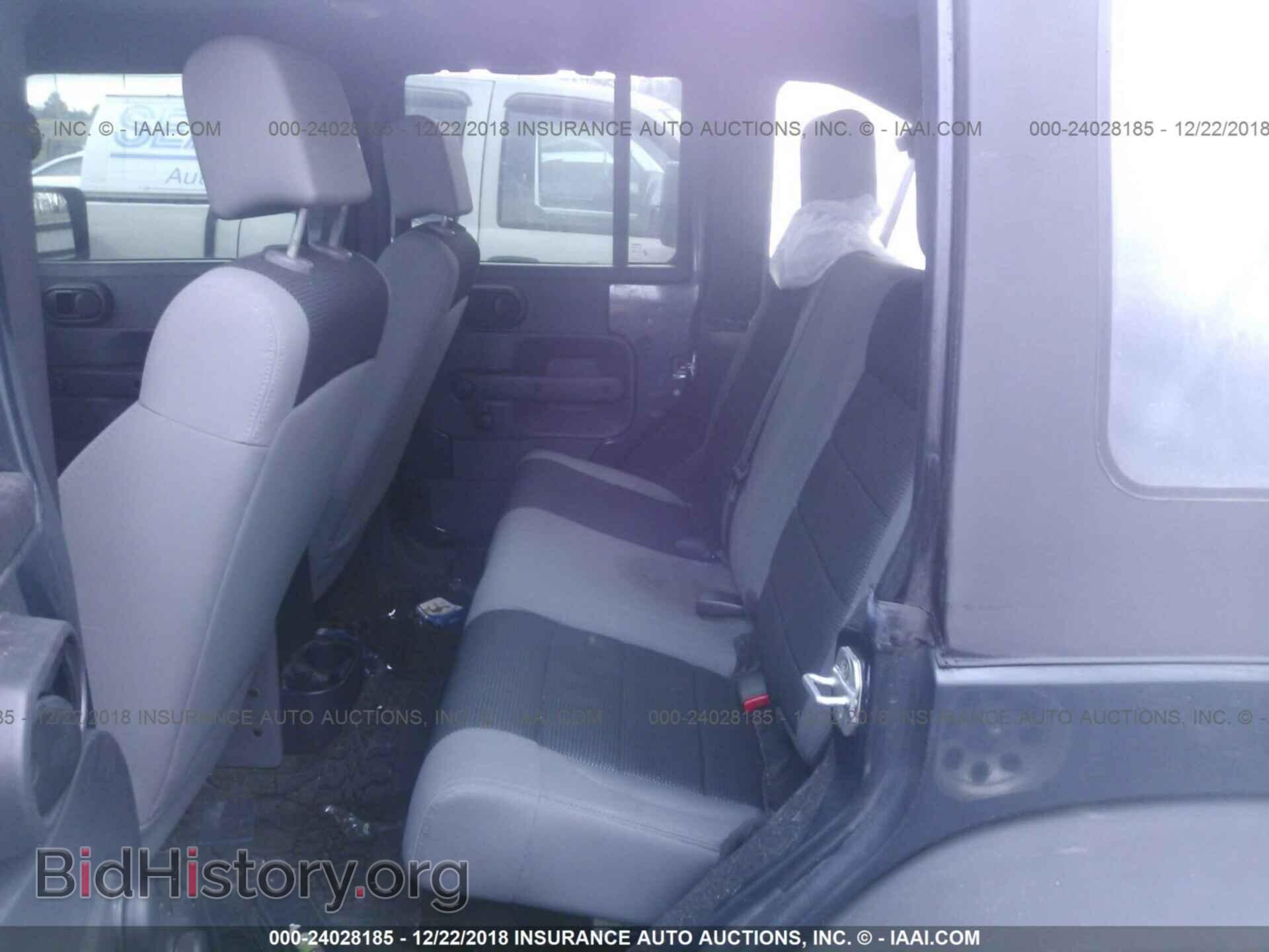2018 JEEP COMPASS - VIN: 3C4NJCAB9JT204546 - Фото 8