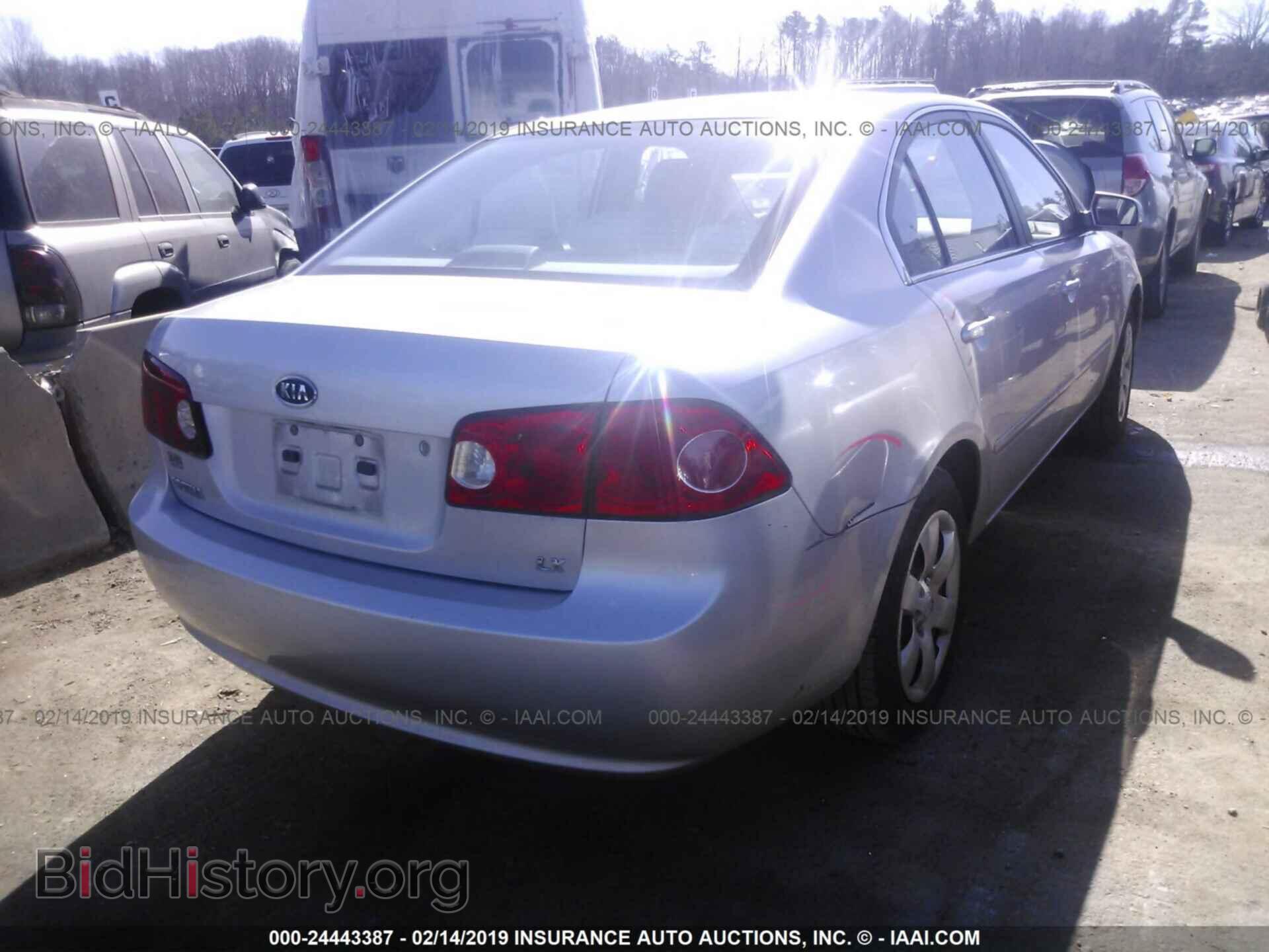 2007 KIA OPTIMA - VIN: KNAGE123075165361 - Фото 4