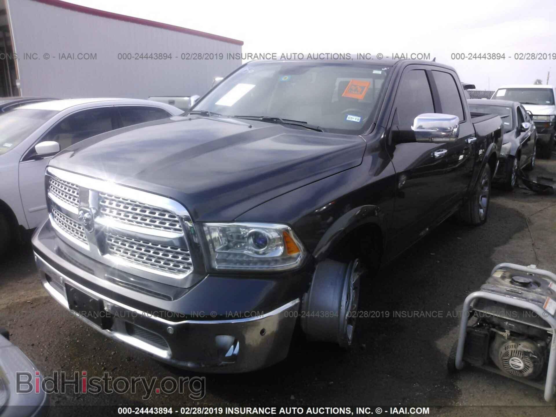 2017 RAM 1500 - VIN: 1C6RR7NT0HS656456 - Photo 2