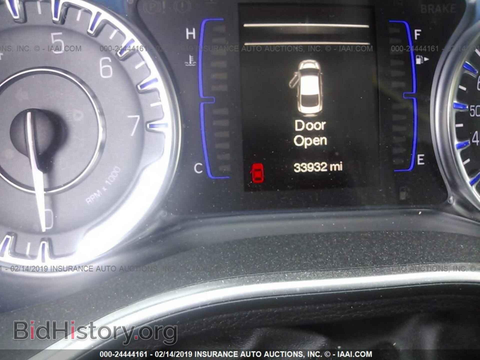 2015 CHRYSLER 200 - VIN: 1C3CCCAB2FN667366 - Photo 7
