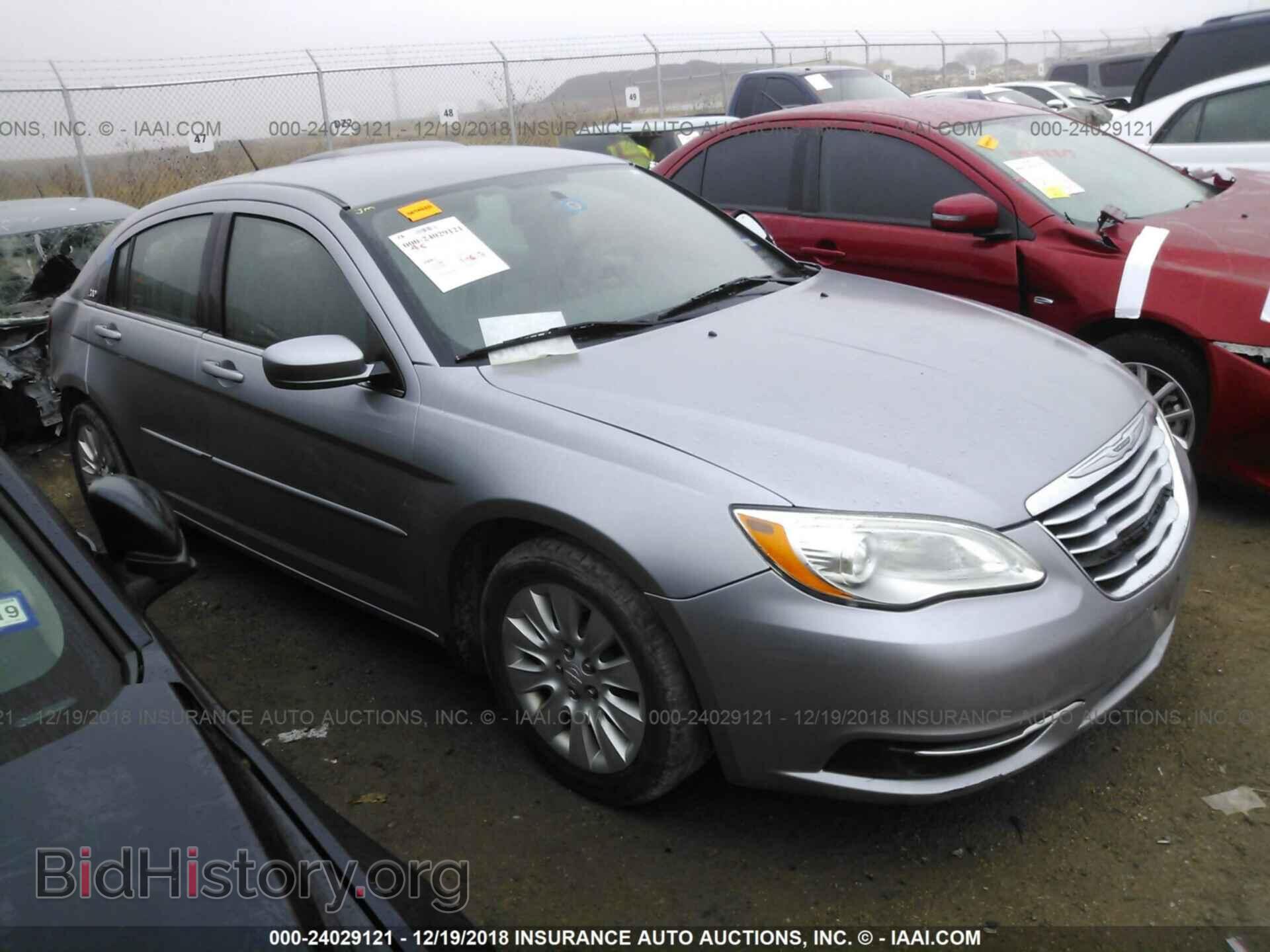 Фотография 1C3CCBAB3DN624677 - CHRYSLER 200 2013