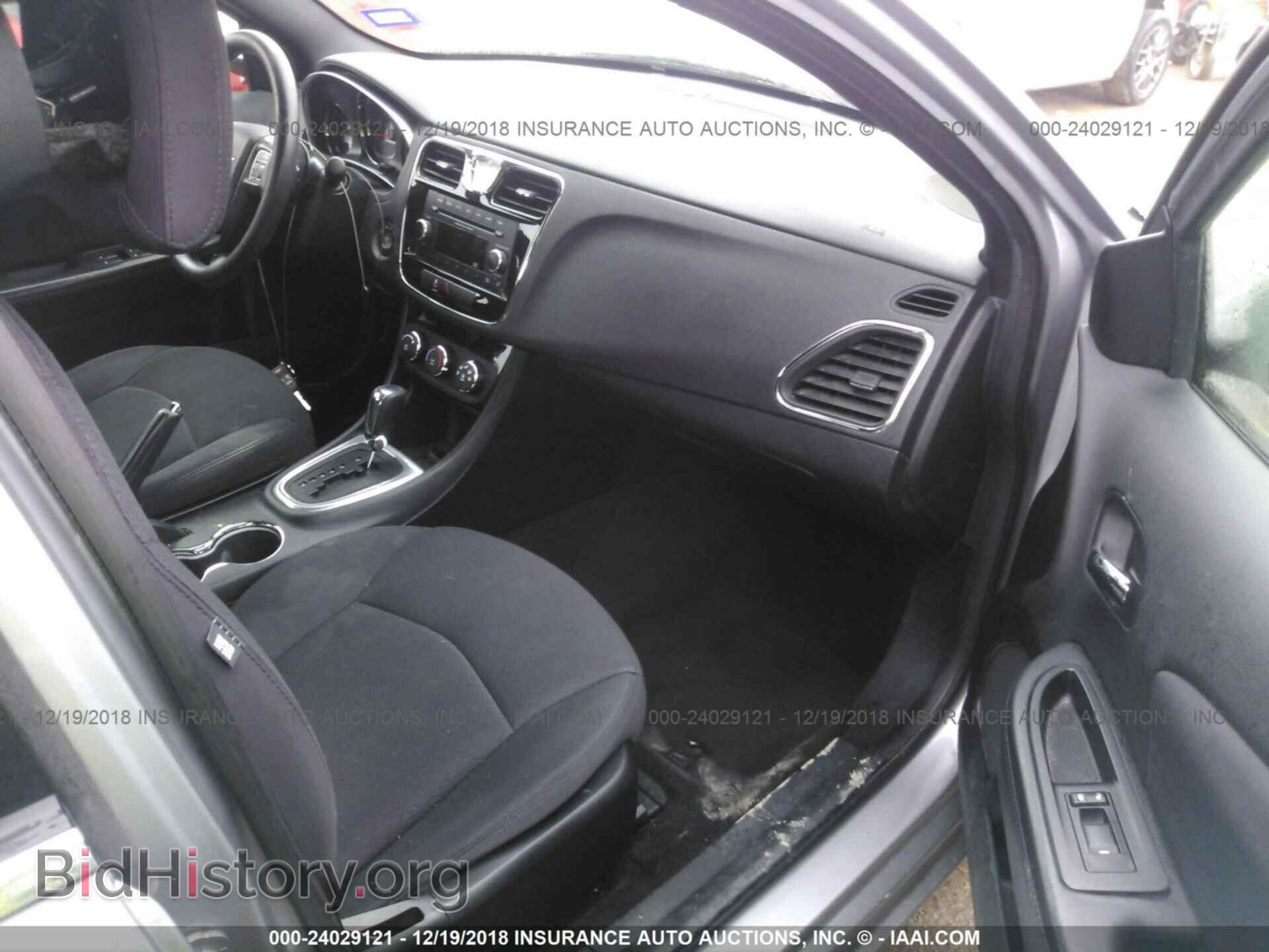 2013 CHRYSLER 200 - VIN: 1C3CCBAB3DN624677 - Фото 5