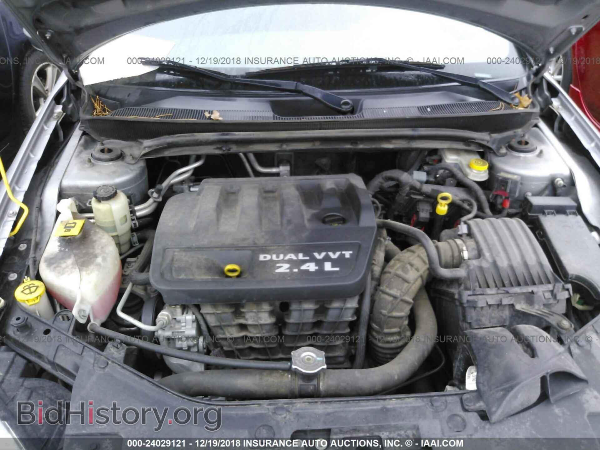 2013 CHRYSLER 200 - VIN: 1C3CCBAB3DN624677 - Фото 10