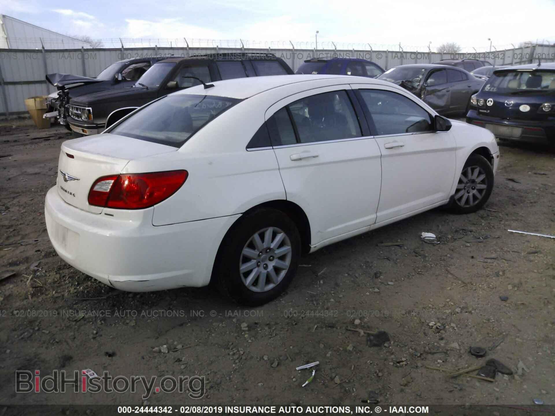 2010 CHRYSLER SEBRING - VIN: 1C3CC4FB1AN222298 - Photo 4