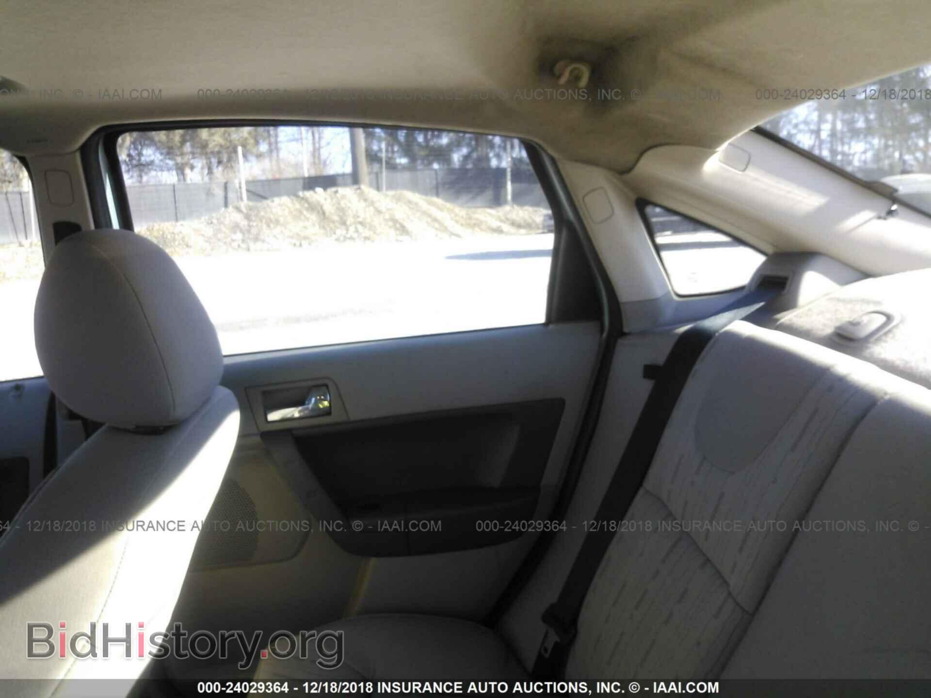 2015 NISSAN VERSA NOTE - VIN: 3N1CE2CP6FL414885 - Photo 8