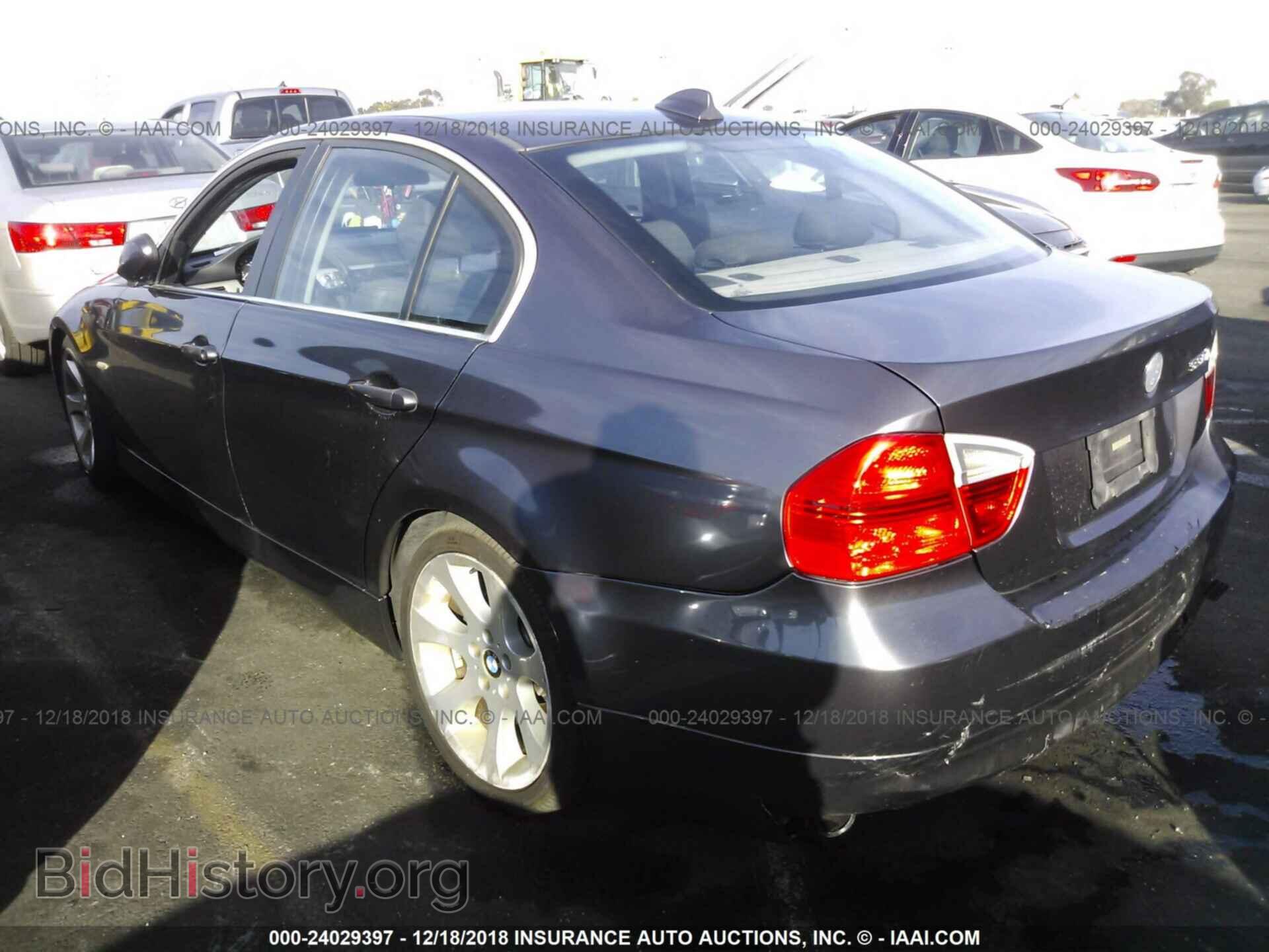 2006 BMW 330 - VIN: WBAVB33546KR73403 - Фото 3
