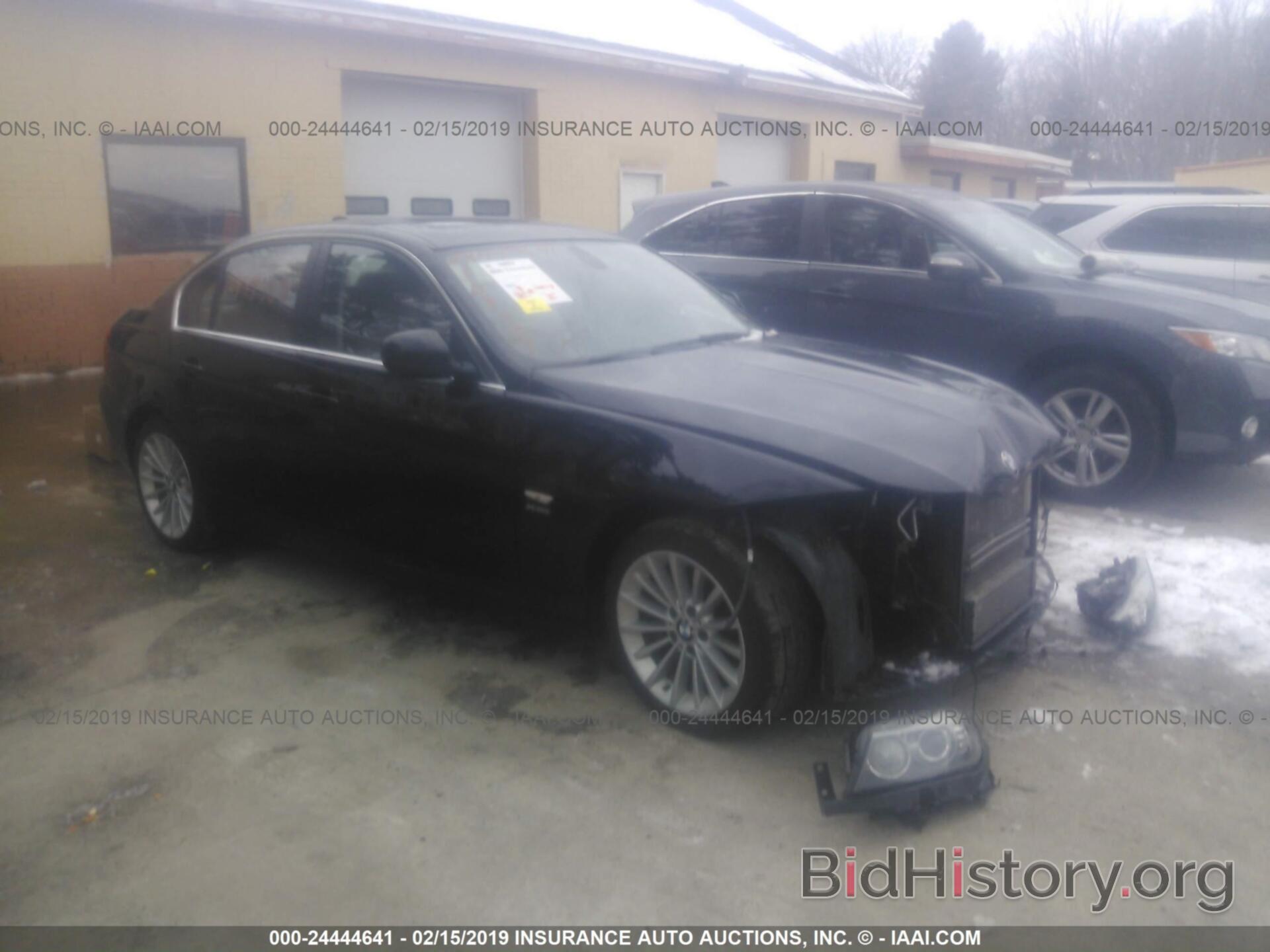 Photo WBAPL5C53BA919155 - BMW 335 2011