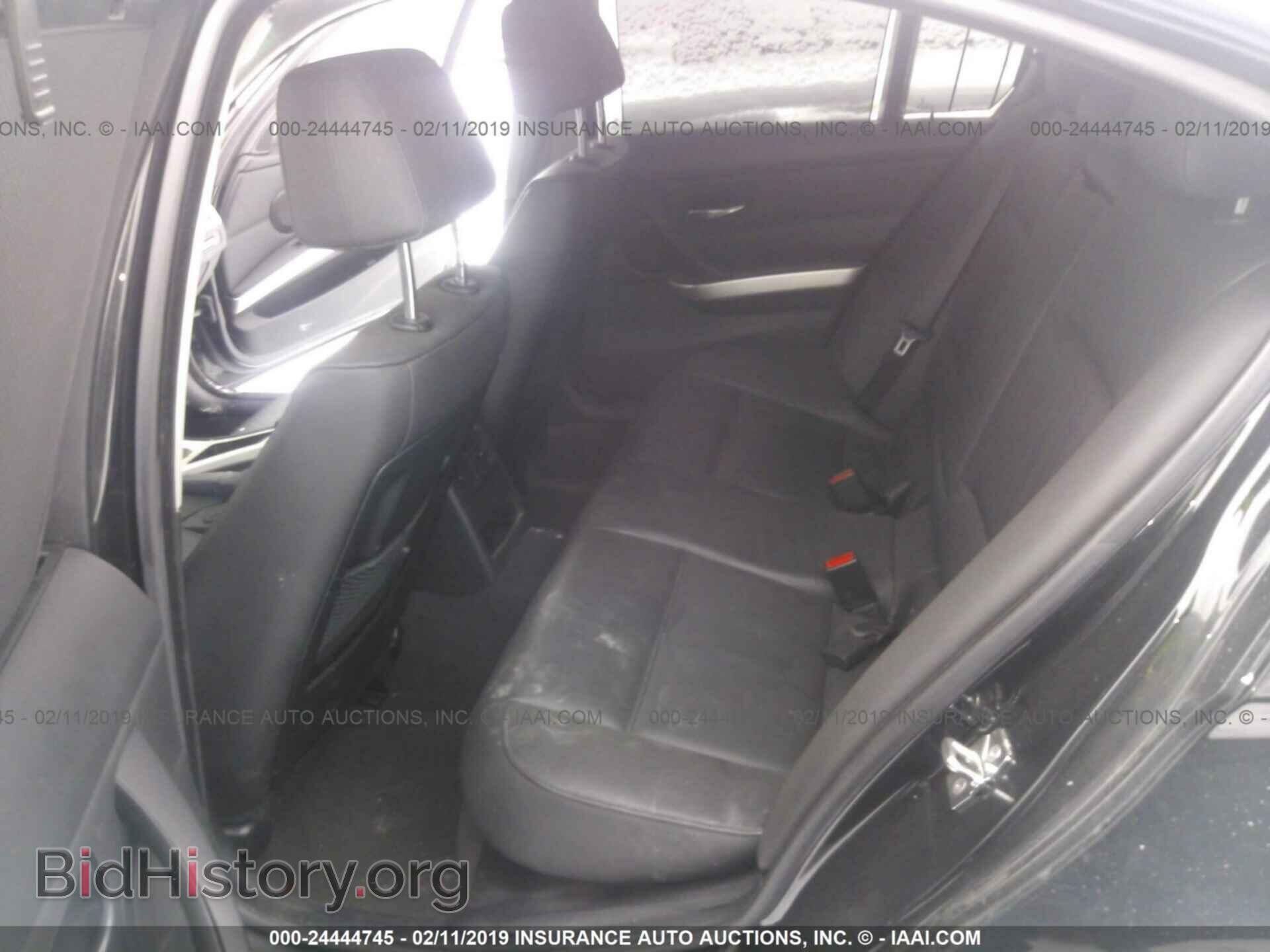 2006 BMW 330 - VIN: WBAVB33576PS16899 - Фото 8