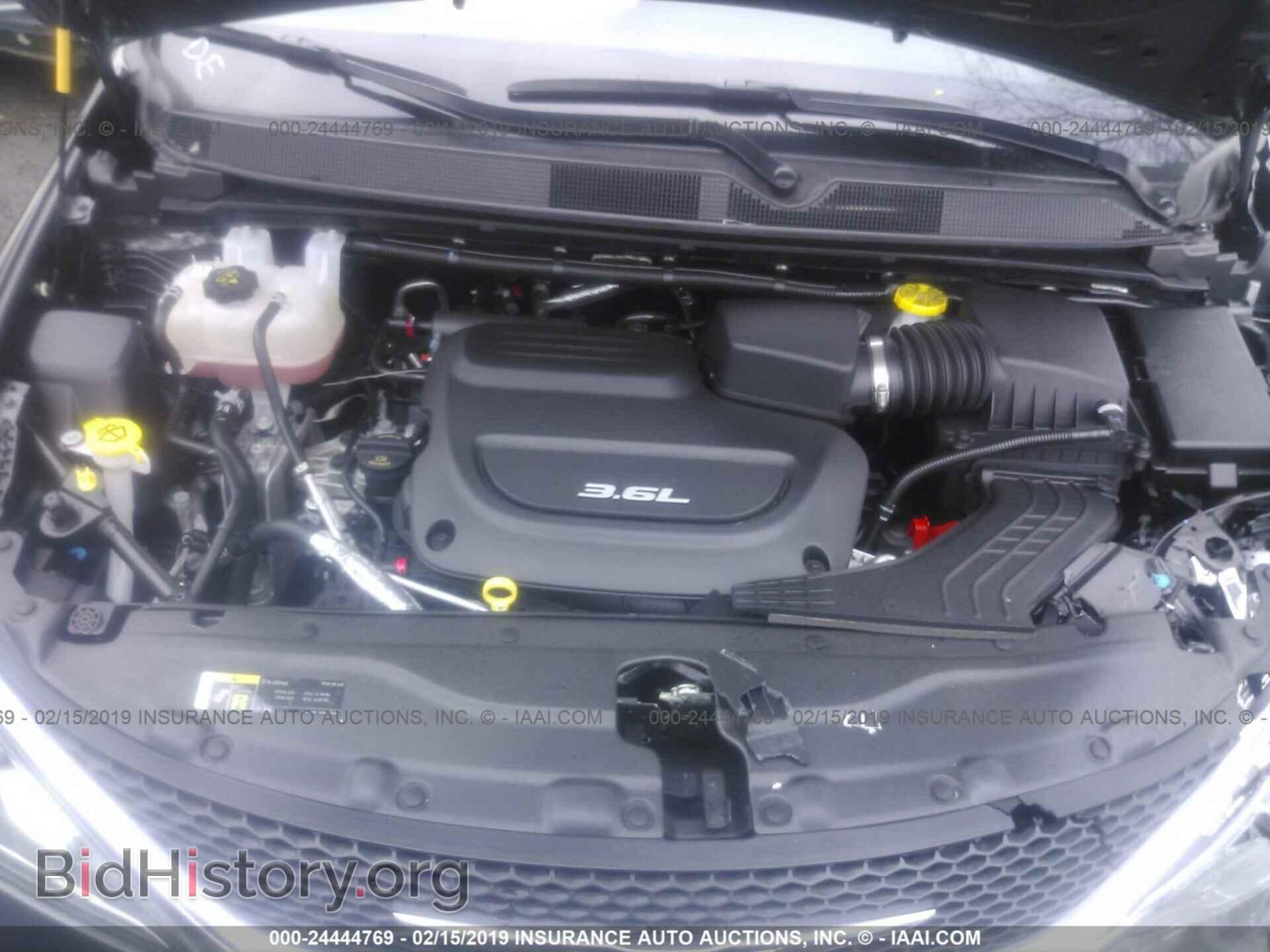 2018 CHRYSLER PACIFICA - VIN: 2C4RC1BG6JR357429 - Фото 10