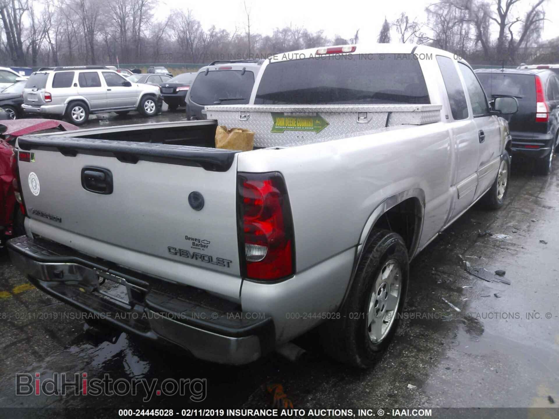 2005 CHEVROLET SILVERADO - VIN: 2GCEC19T751277675 - Photo 4