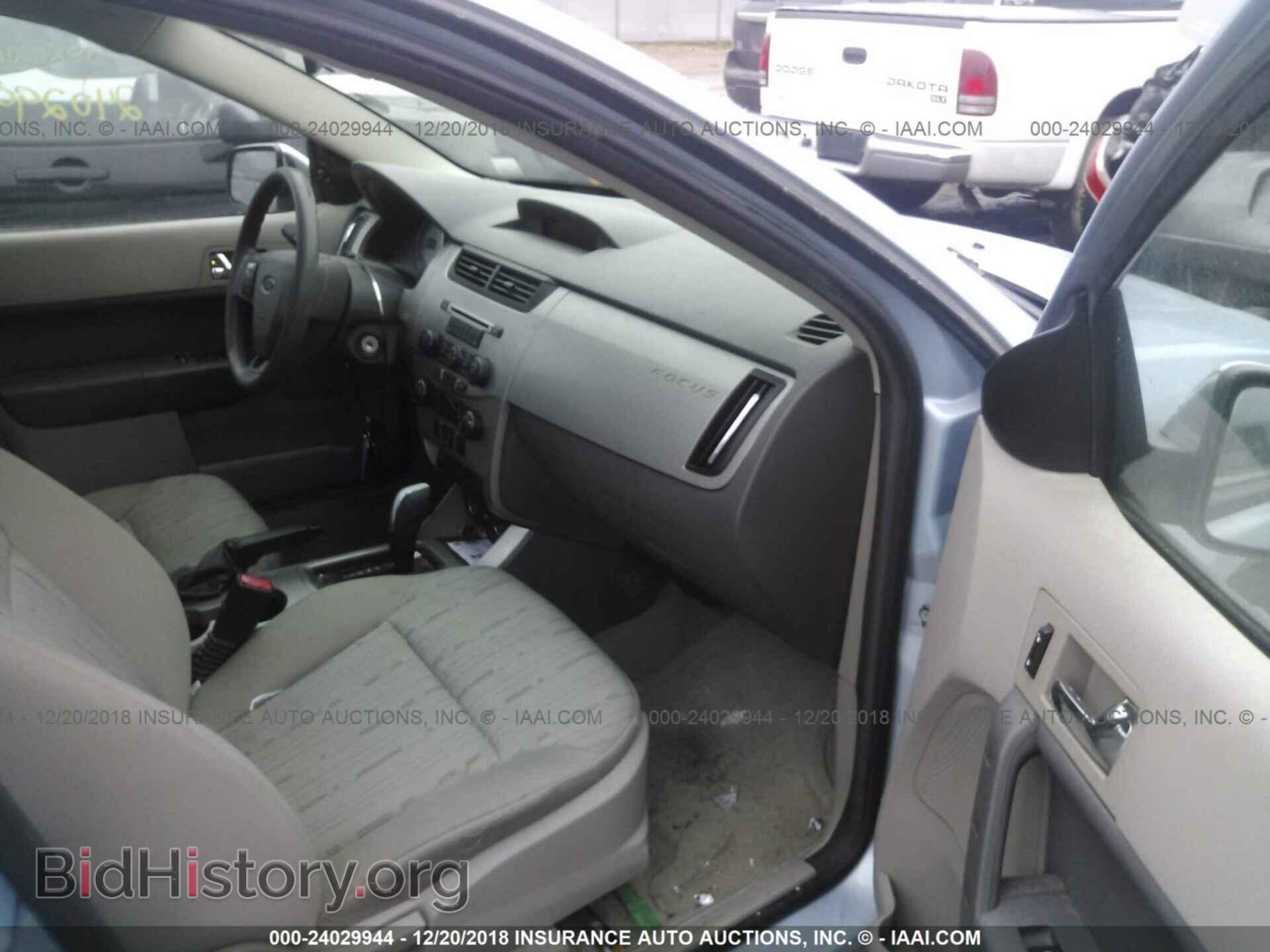 2008 FORD FOCUS - VIN: 1FAHP35N28W111815 - Фото 5