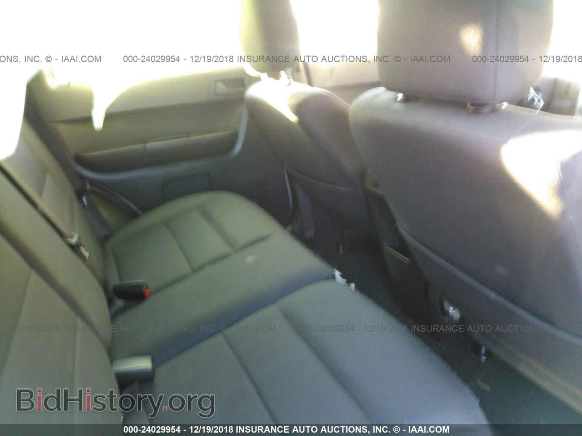 2011 FORD ESCAPE - VIN: 1FMCU9DG9BKB00999 - Фото 8