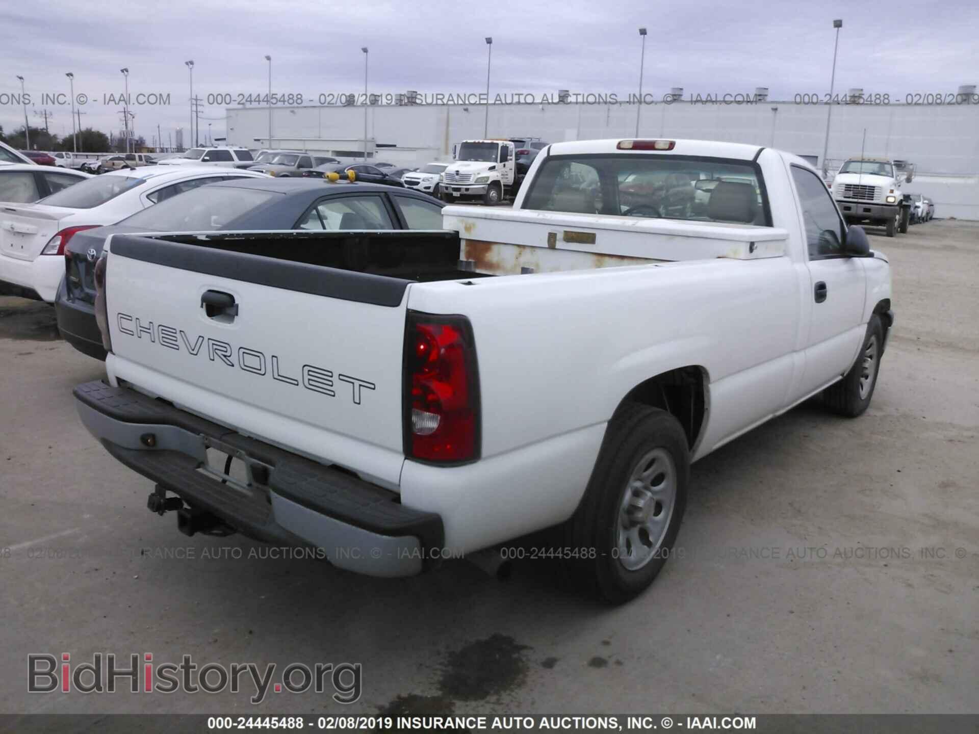 2007 CHEVROLET SILVERADO - VIN: 3GCEC14VX7G165620 - Фото 4