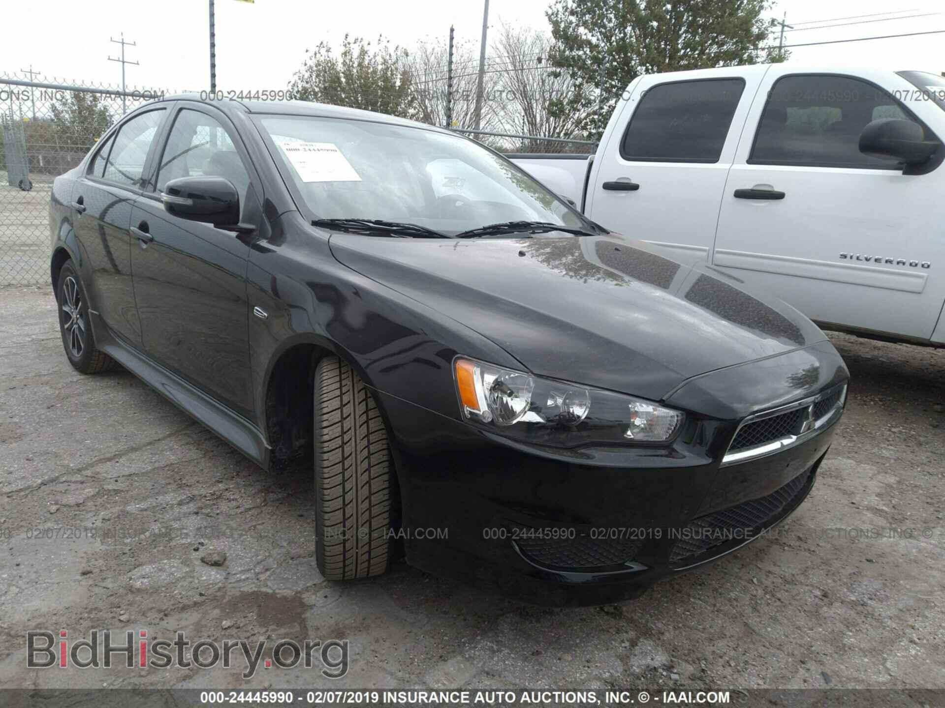 Photo JA32U2FU3HU015601 - MITSUBISHI LANCER 2017