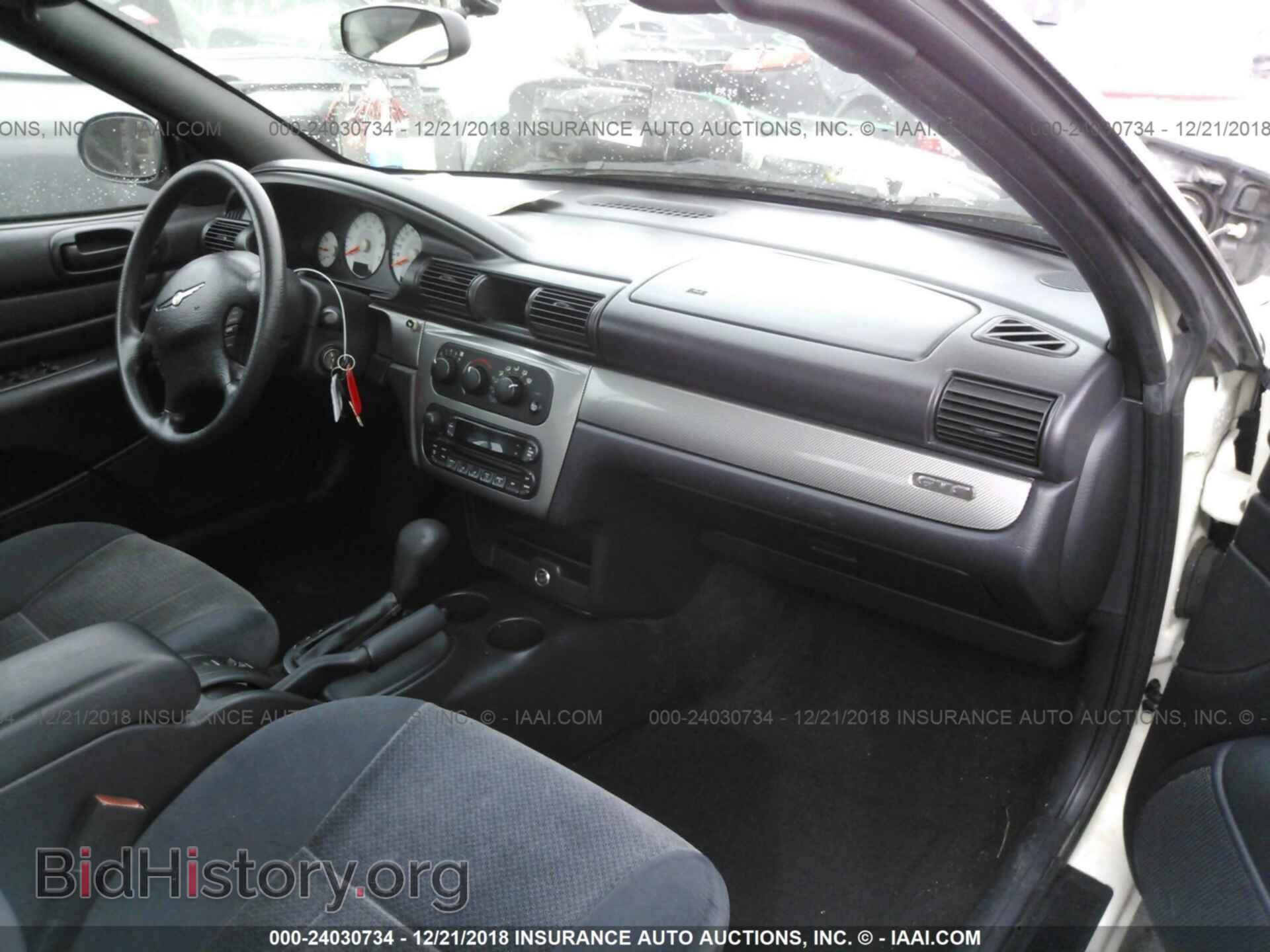 2005 CHRYSLER SEBRING - VIN: 1C3EL75R35N676891 - Фото 5