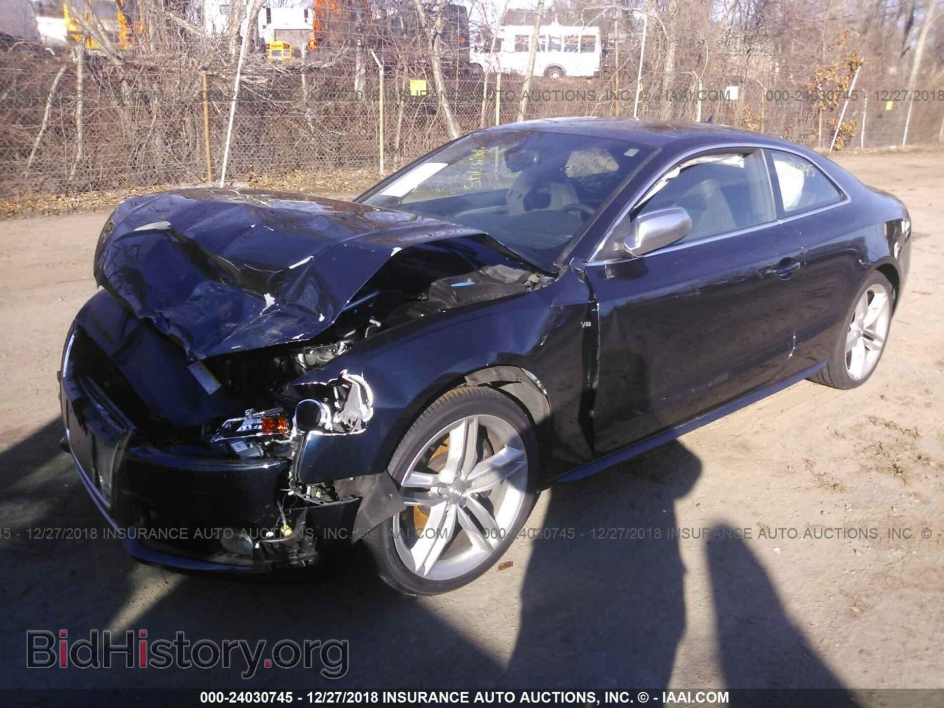 2010 AUDI S5 - VIN: WAUGVAFR1AA069025 - Фото 2
