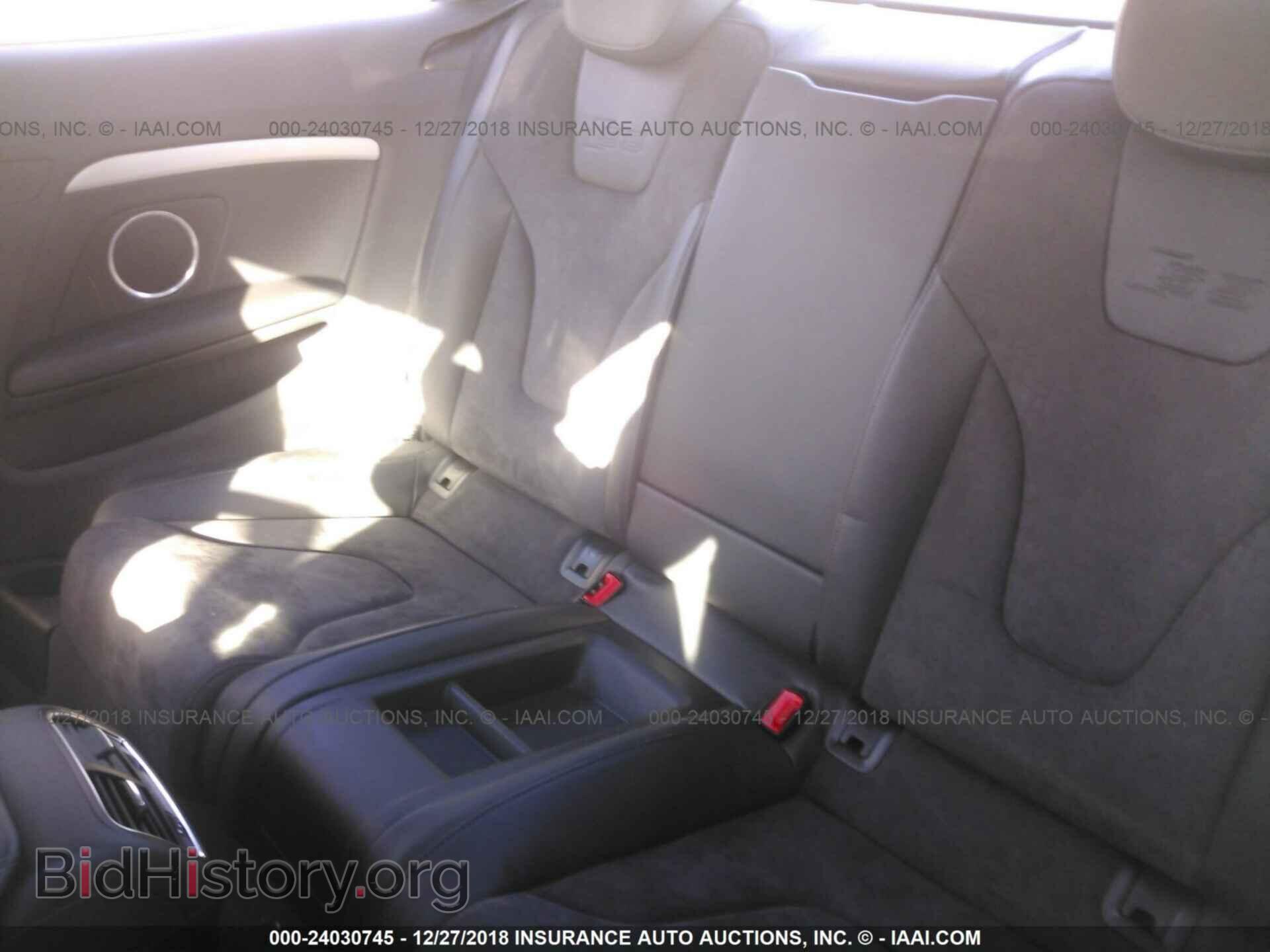 2010 AUDI S5 - VIN: WAUGVAFR1AA069025 - Фото 8