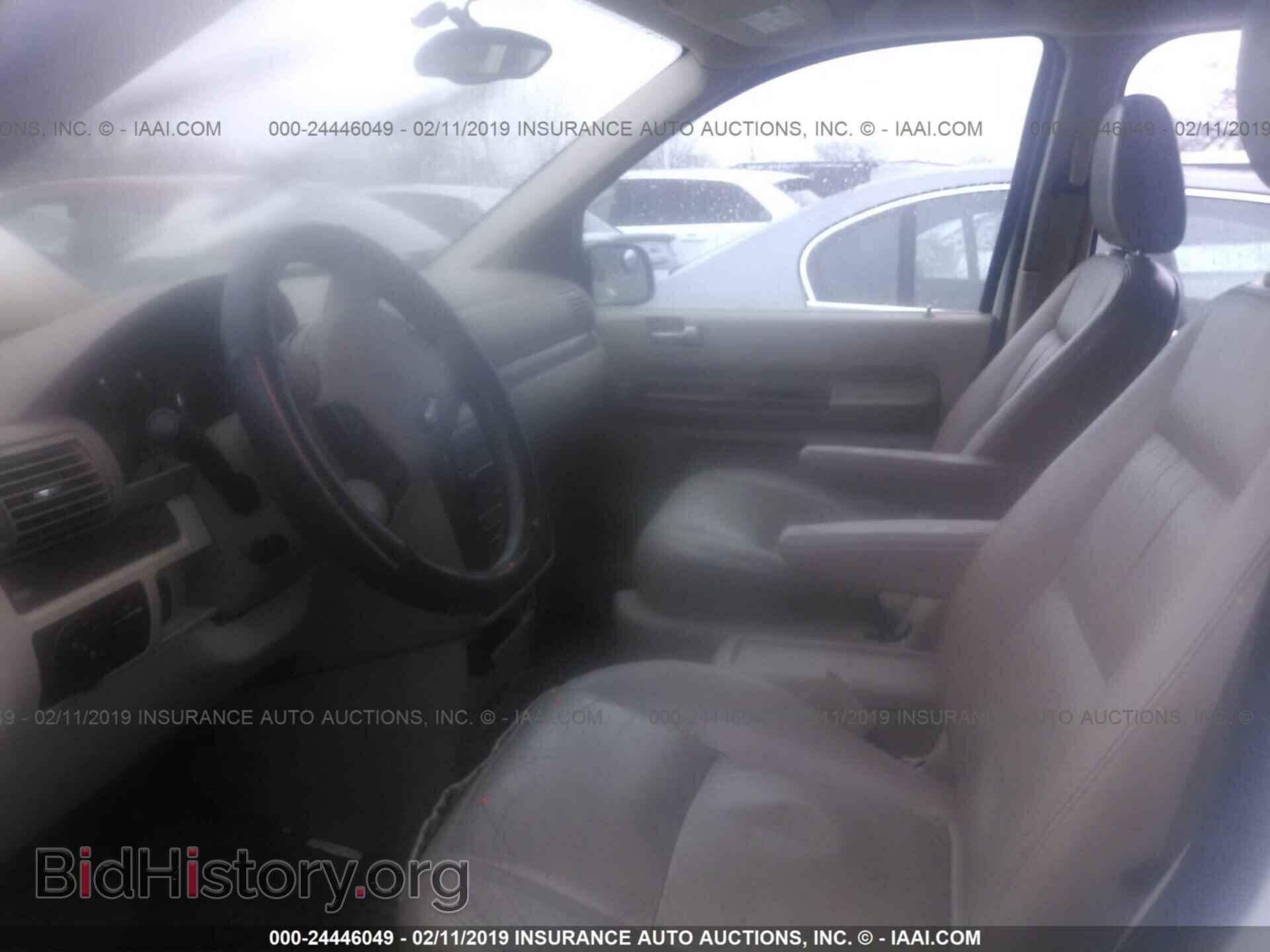 2005 FORD FREESTAR - VIN: 2FMDA58265BA70718 - Фото 5