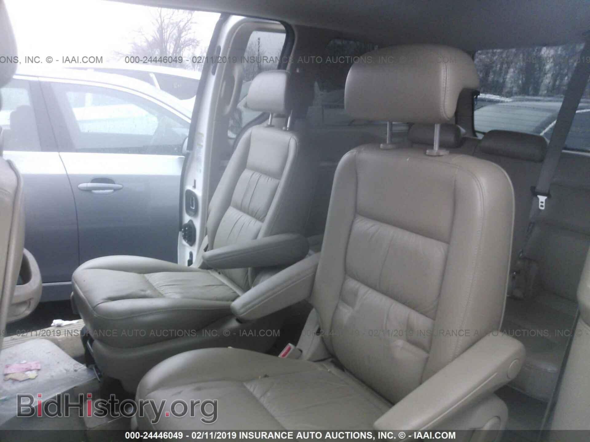 2005 FORD FREESTAR - VIN: 2FMDA58265BA70718 - Фото 8