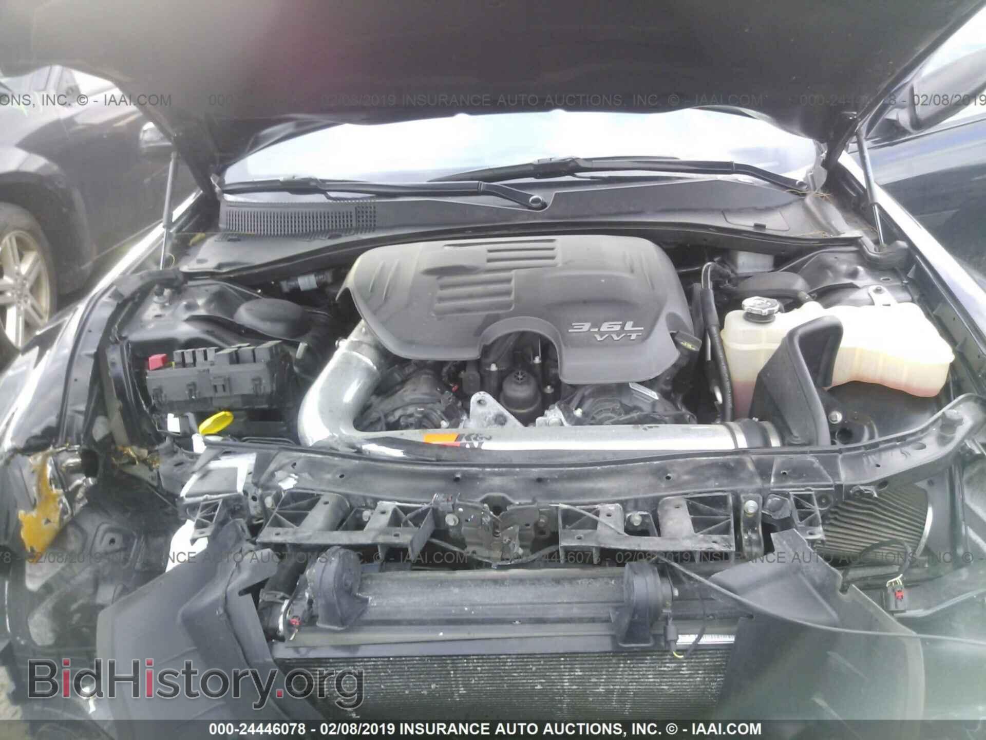 2018 CHRYSLER 300 - VIN: 2C3CCAGG1JH149645 - Фото 10