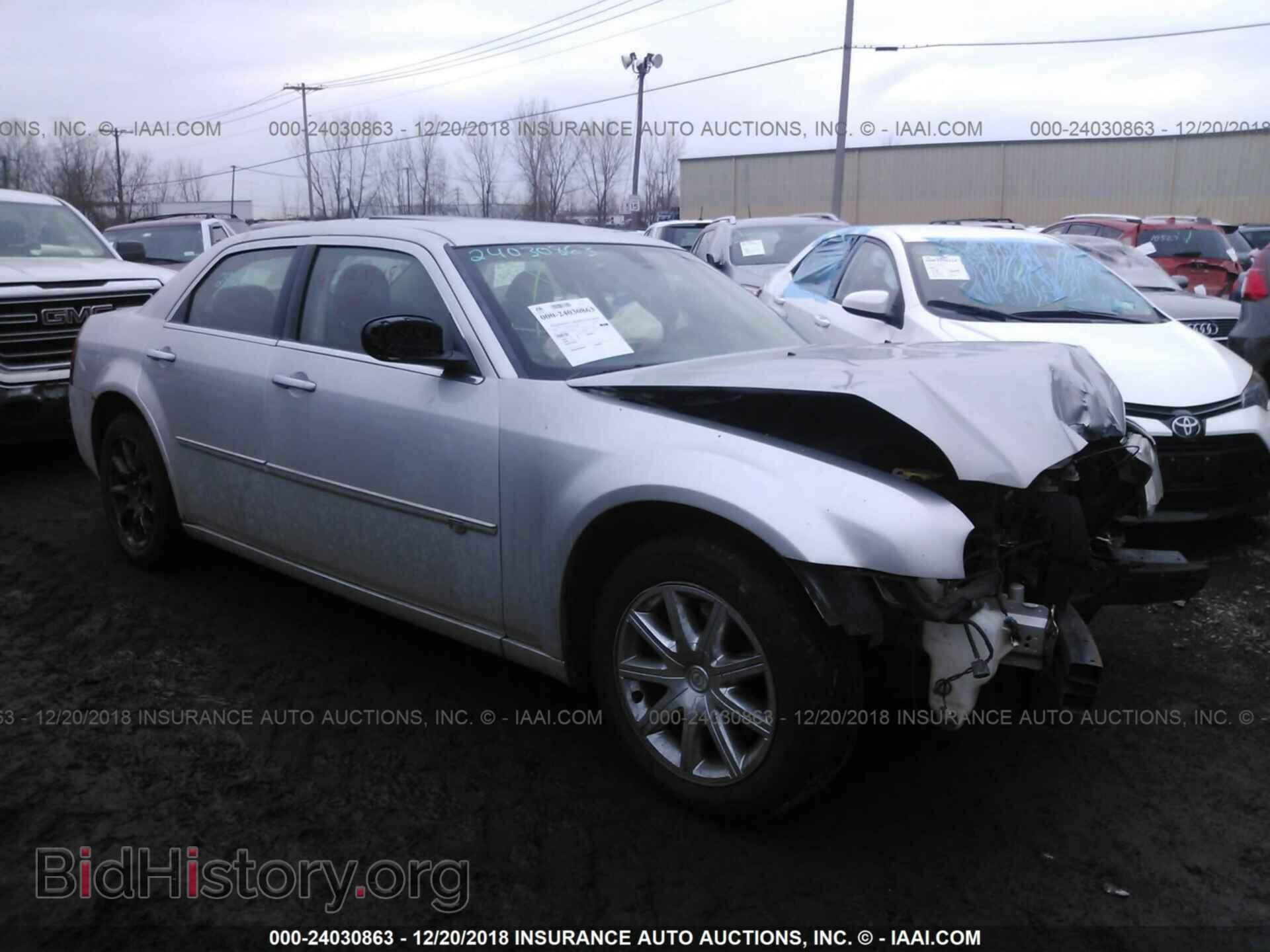Фотография 2C3LA63H58H129197 - CHRYSLER 300C 2008