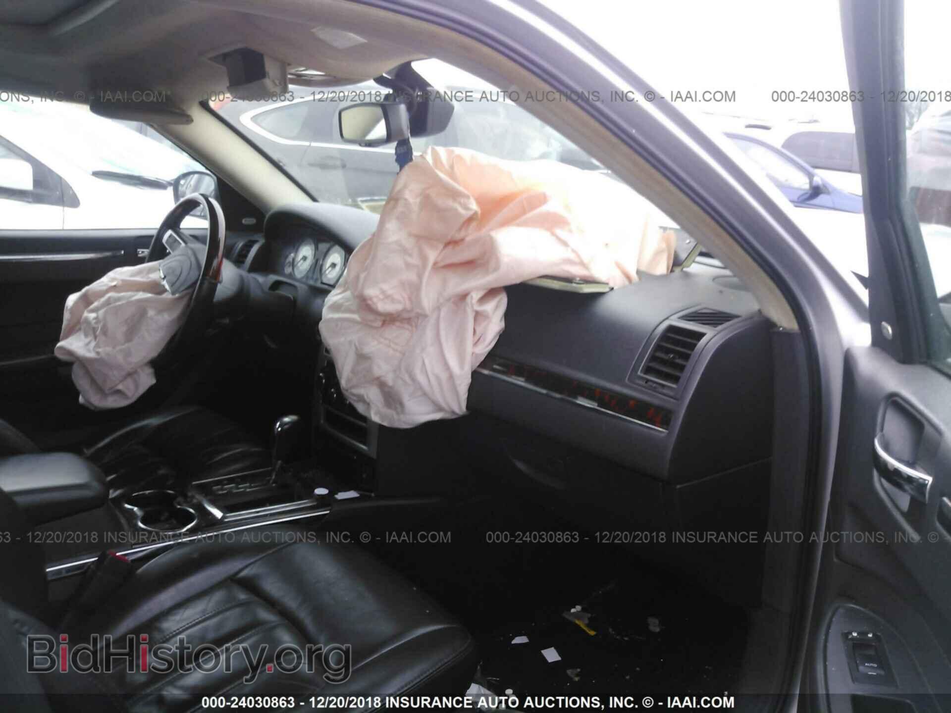 2008 CHRYSLER 300C - VIN: 2C3LA63H58H129197 - Фото 5
