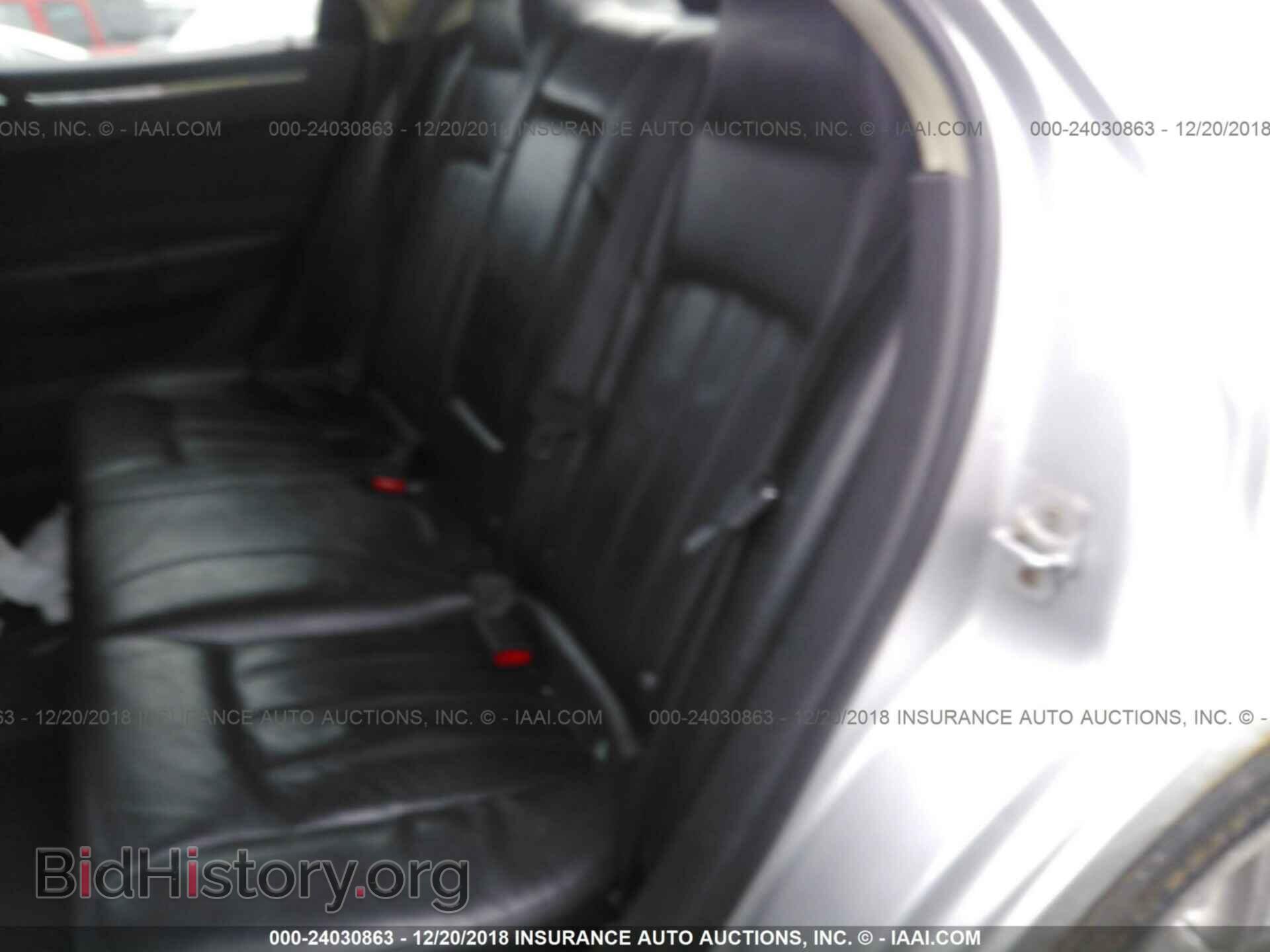 2008 CHRYSLER 300C - VIN: 2C3LA63H58H129197 - Фото 8