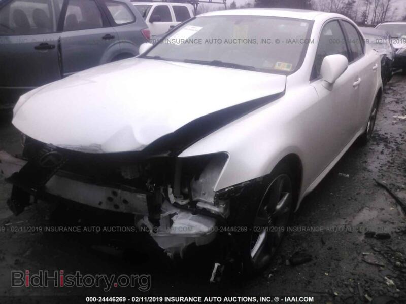 2010 Lexus IS (VIN JTHBF5C24A2095409) — photo 2 of 10