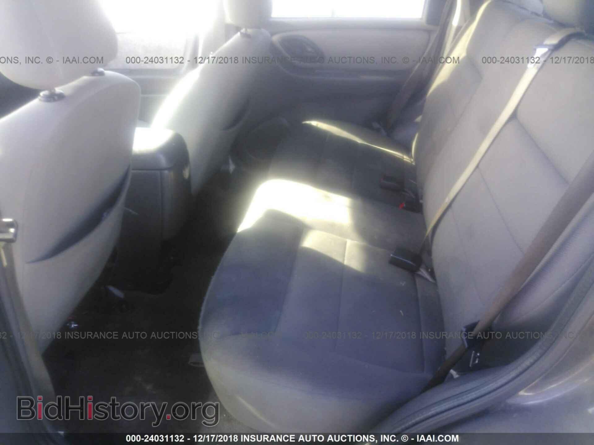 2007 FORD ESCAPE - VIN: 1FMYU03177KA85845 - Фото 8