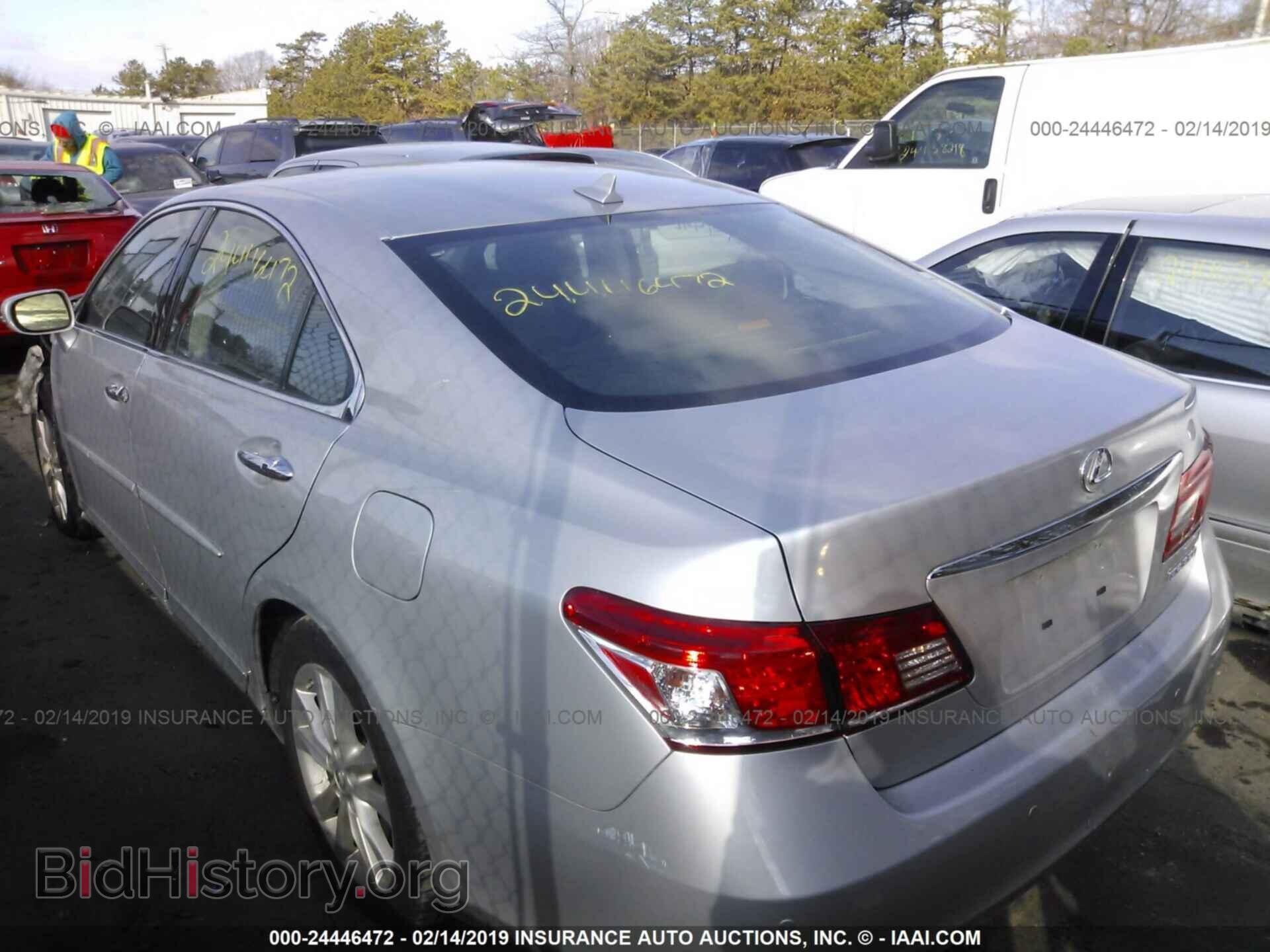 2011 LEXUS ES - VIN: JTHBK1EG3B2457308 - Photo 3