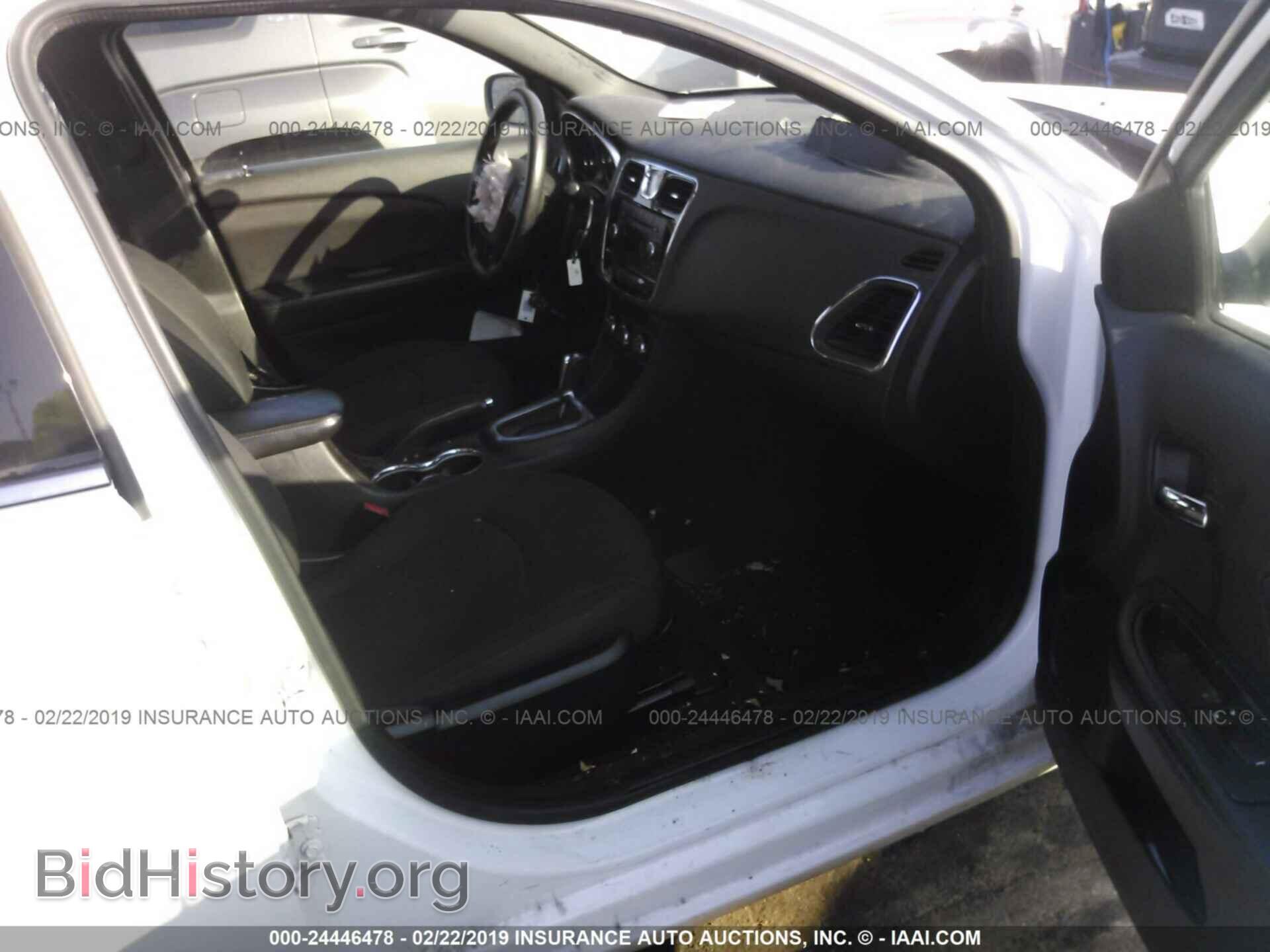 2014 CHRYSLER 200 - VIN: 1C3CCBAB0EN210421 - Фото 5