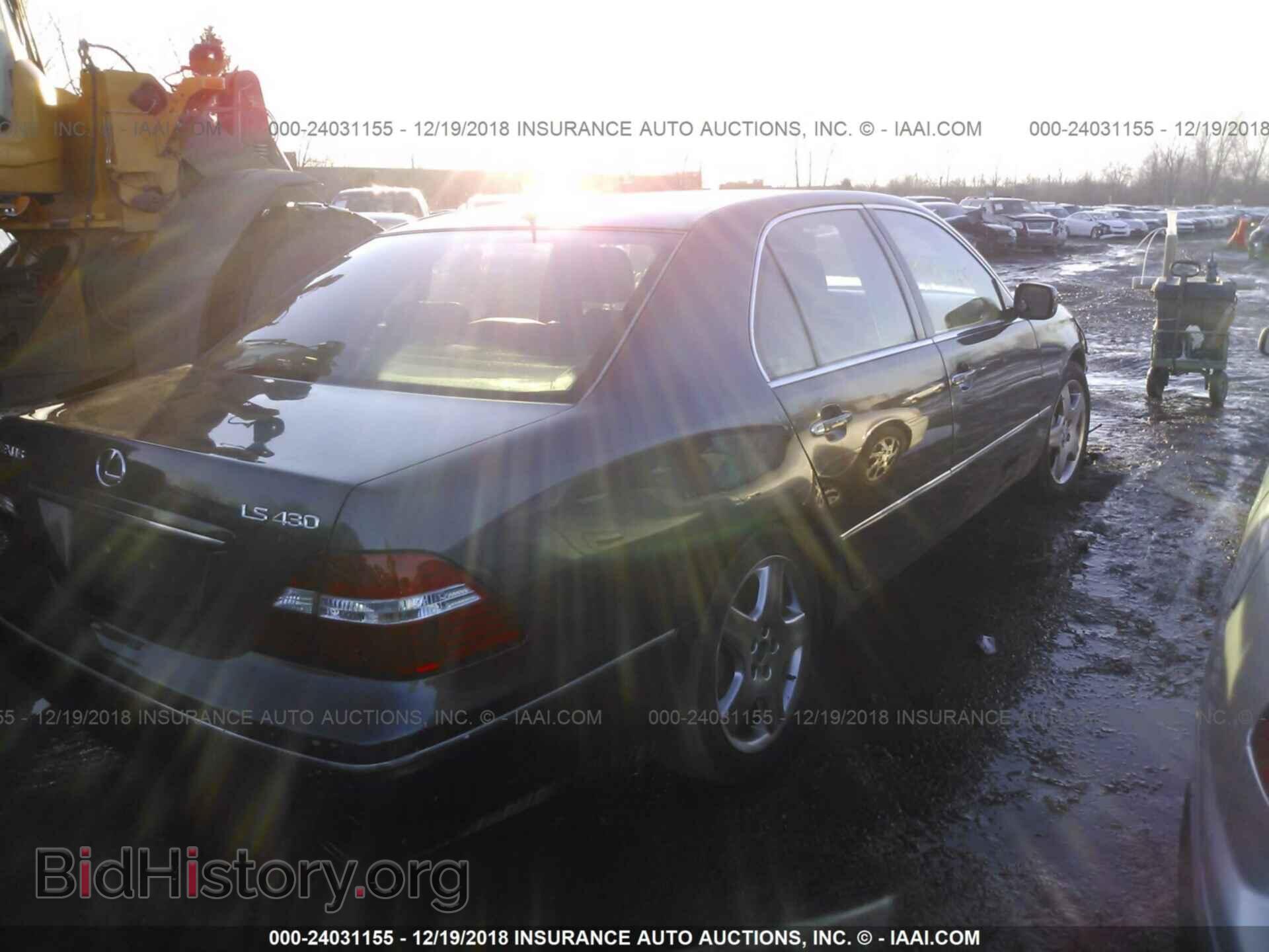 2005 LEXUS LS - VIN: JTHBN36F150179744 - Photo 4