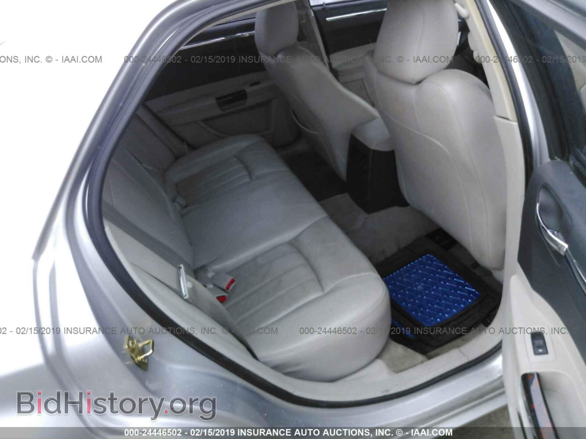 2006 CHRYSLER 300C - VIN: 2C3KA63H06H509766 - Фото 8