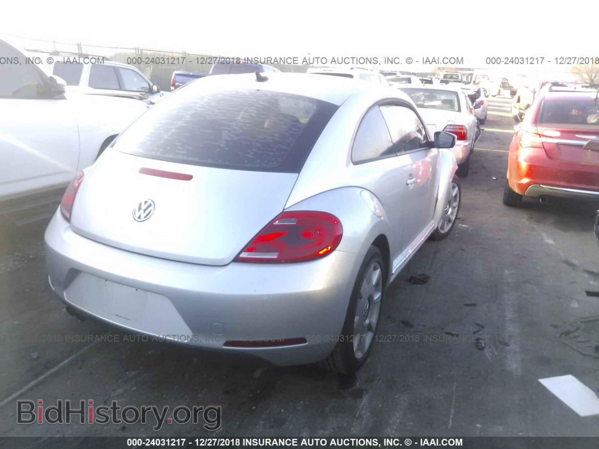 2012 VOLKSWAGEN BEETLE - VIN: 3VWJP7AT8CM652378 - Фото 4