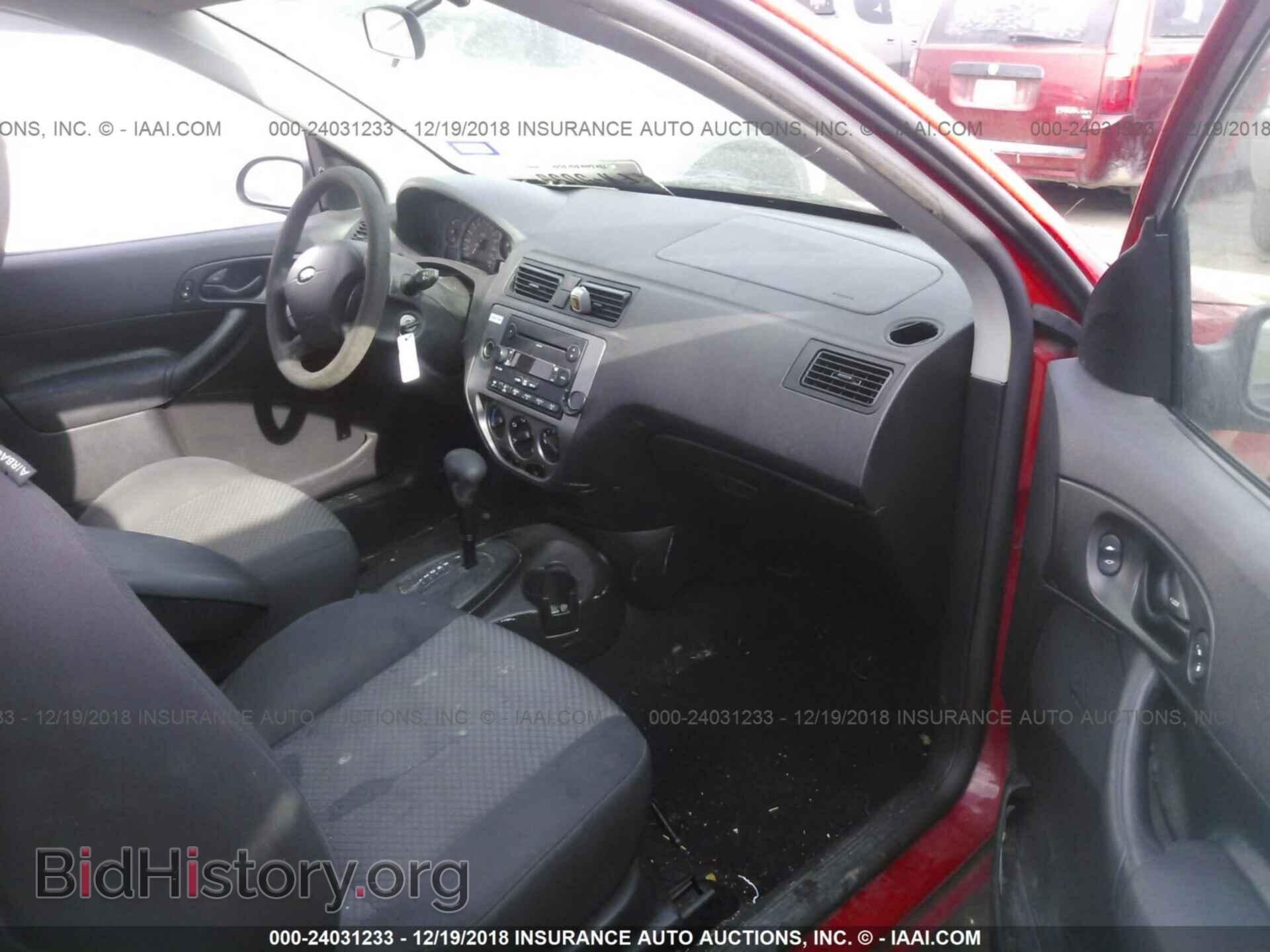 2007 FORD FOCUS - VIN: 1FAHP31N77W348563 - Фото 5